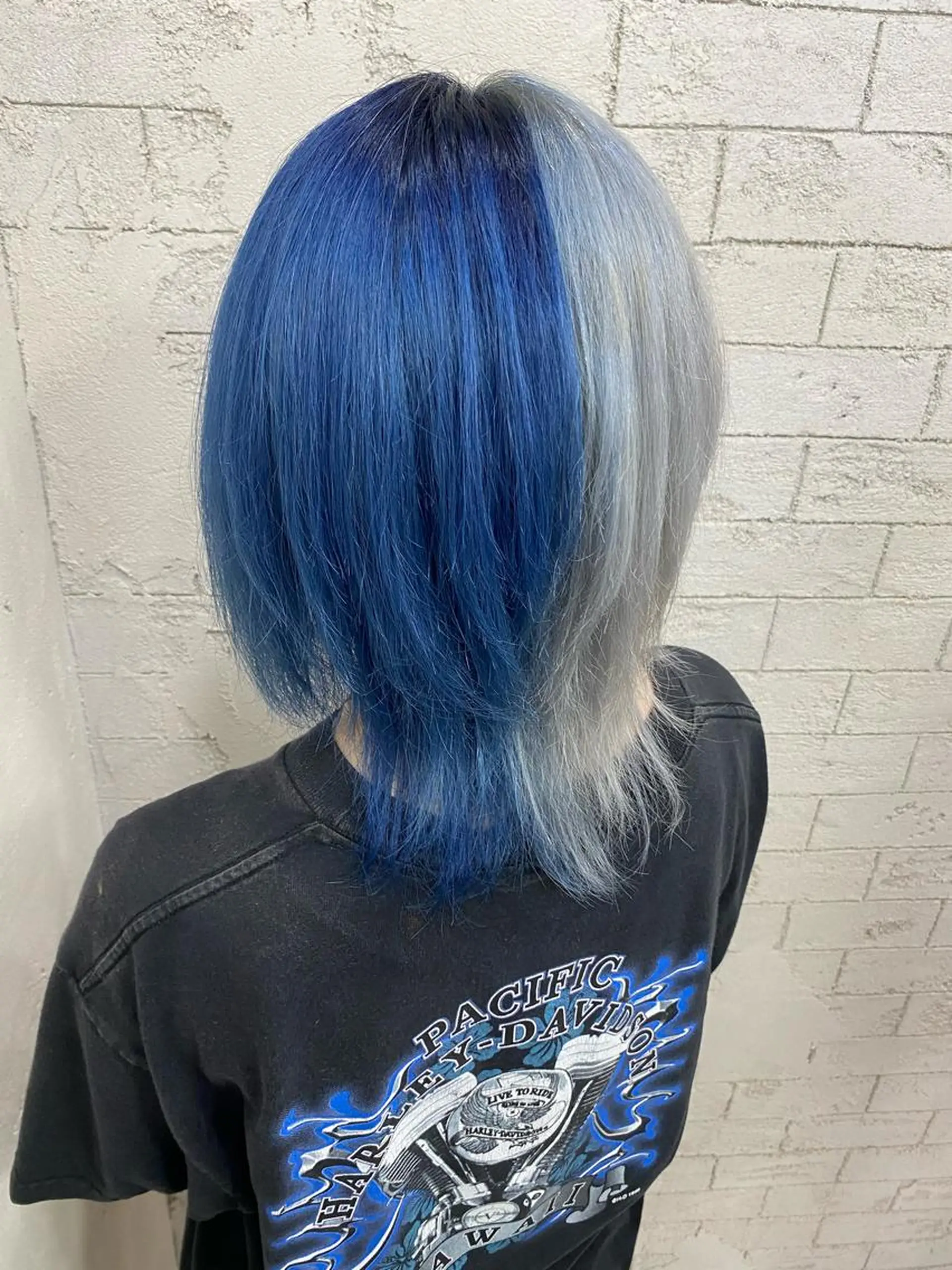 セミロング カラー ツートーンカラー ホワイト/店長/カラ ー講師/錦糸町/岩崎のヘアスタイル