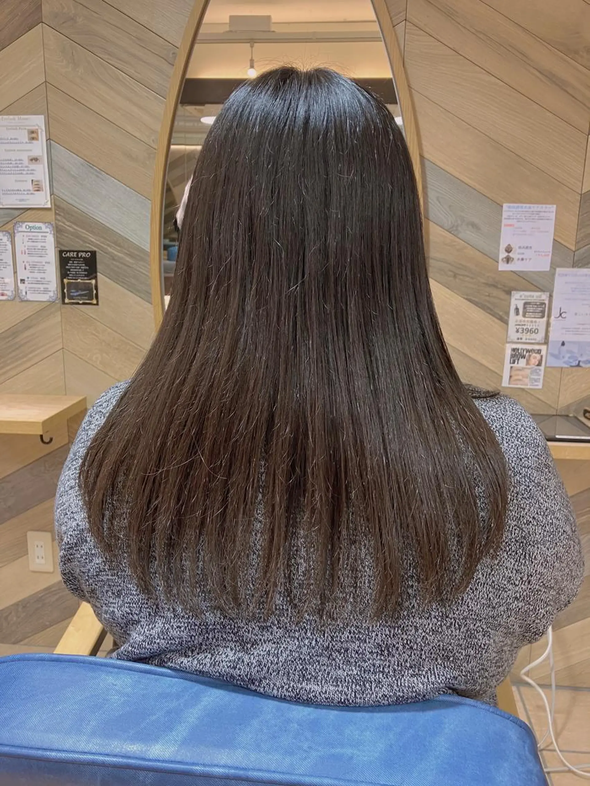 ロング カラー グレージュ カット ヘアカラー トリートメント 奥谷 美代子のヘアスタイル