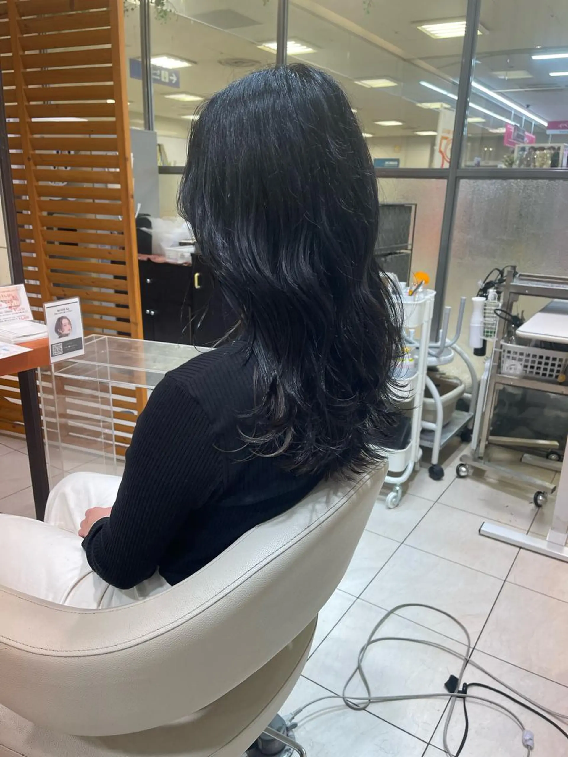 ロング カラー 黒髪 ブルーカラー ブルーブラック カネヒラ リョウスケのヘアスタイル