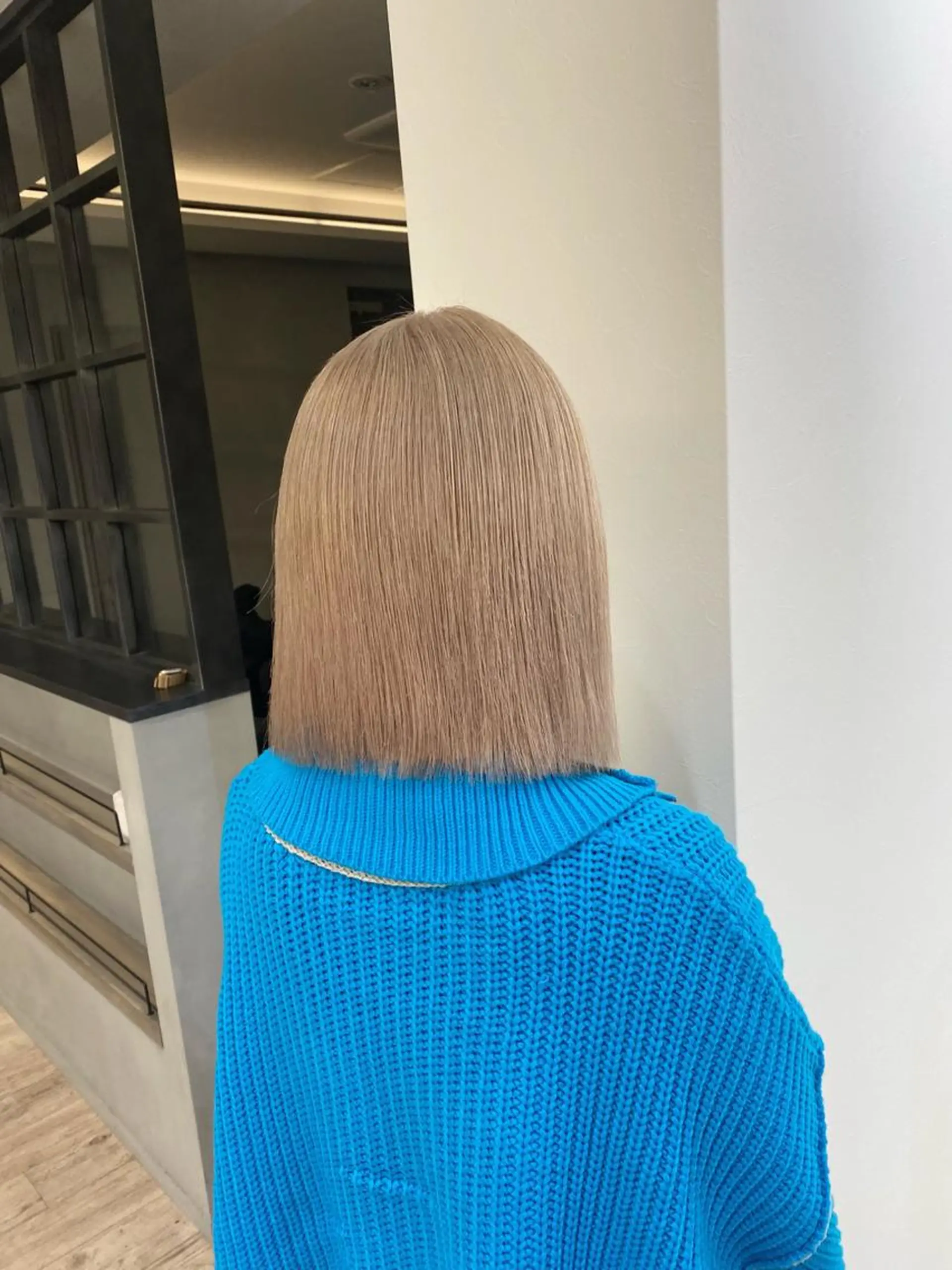 ショート カラー ヘアカラー ハイトーン特化サロン 🍑momo🍑のヘアスタイル