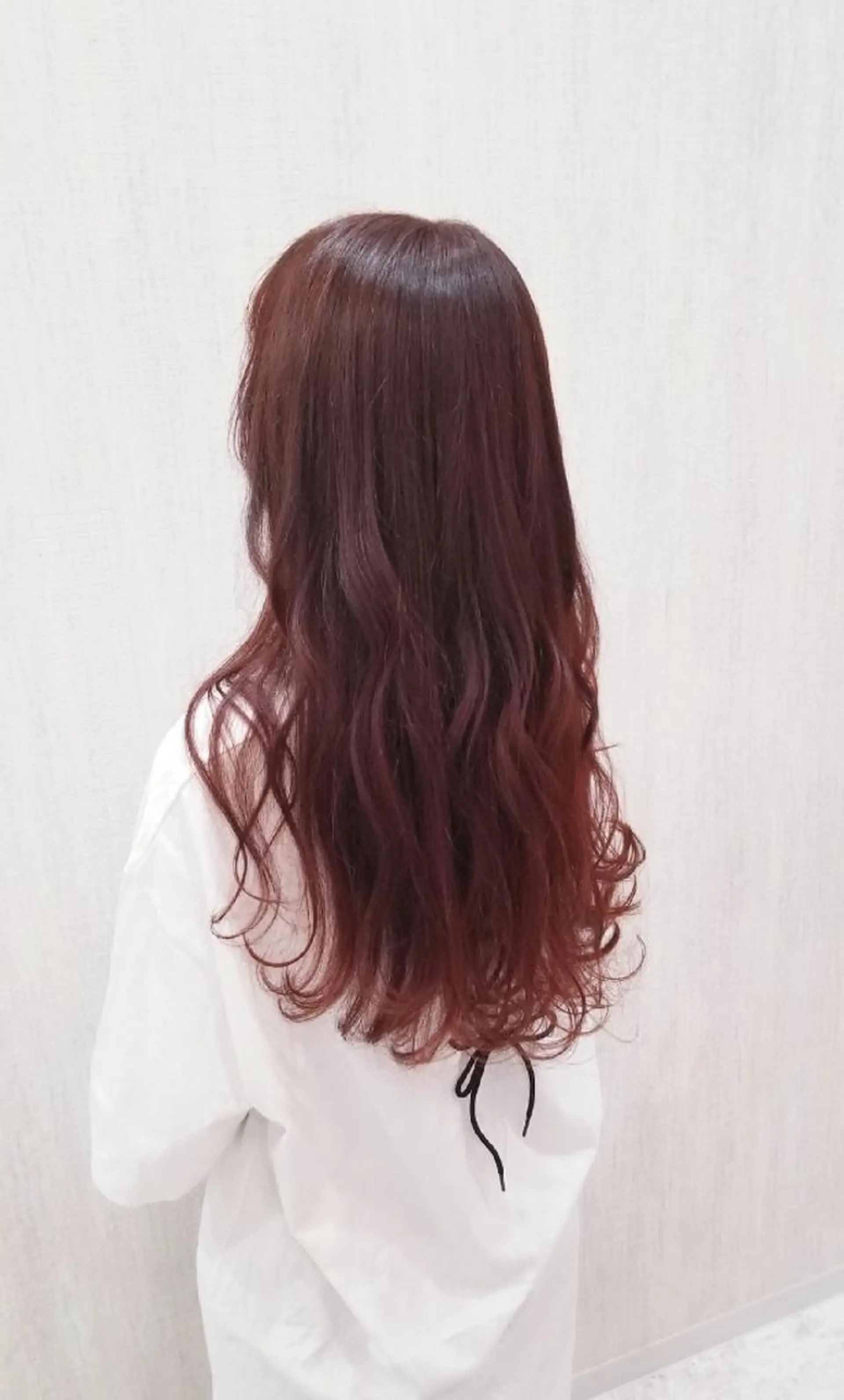 ロング カラー 透明感カラー レッドカラー カット ヘアカラー トリートメント 顔周りレイヤーカット 髪質改善代表西村功平のヘアスタイル