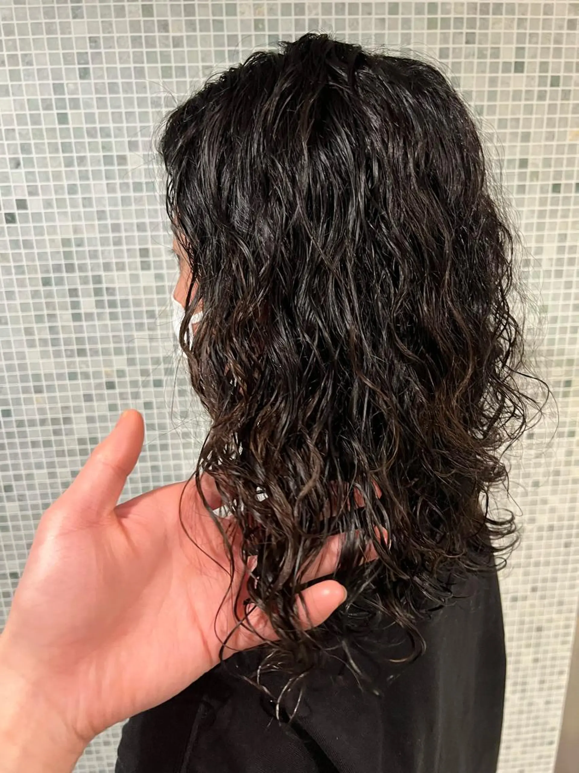 パーマ EMMA茅ヶ崎所属・レイヤーパーマ＊ NOBUのヘアスタイル