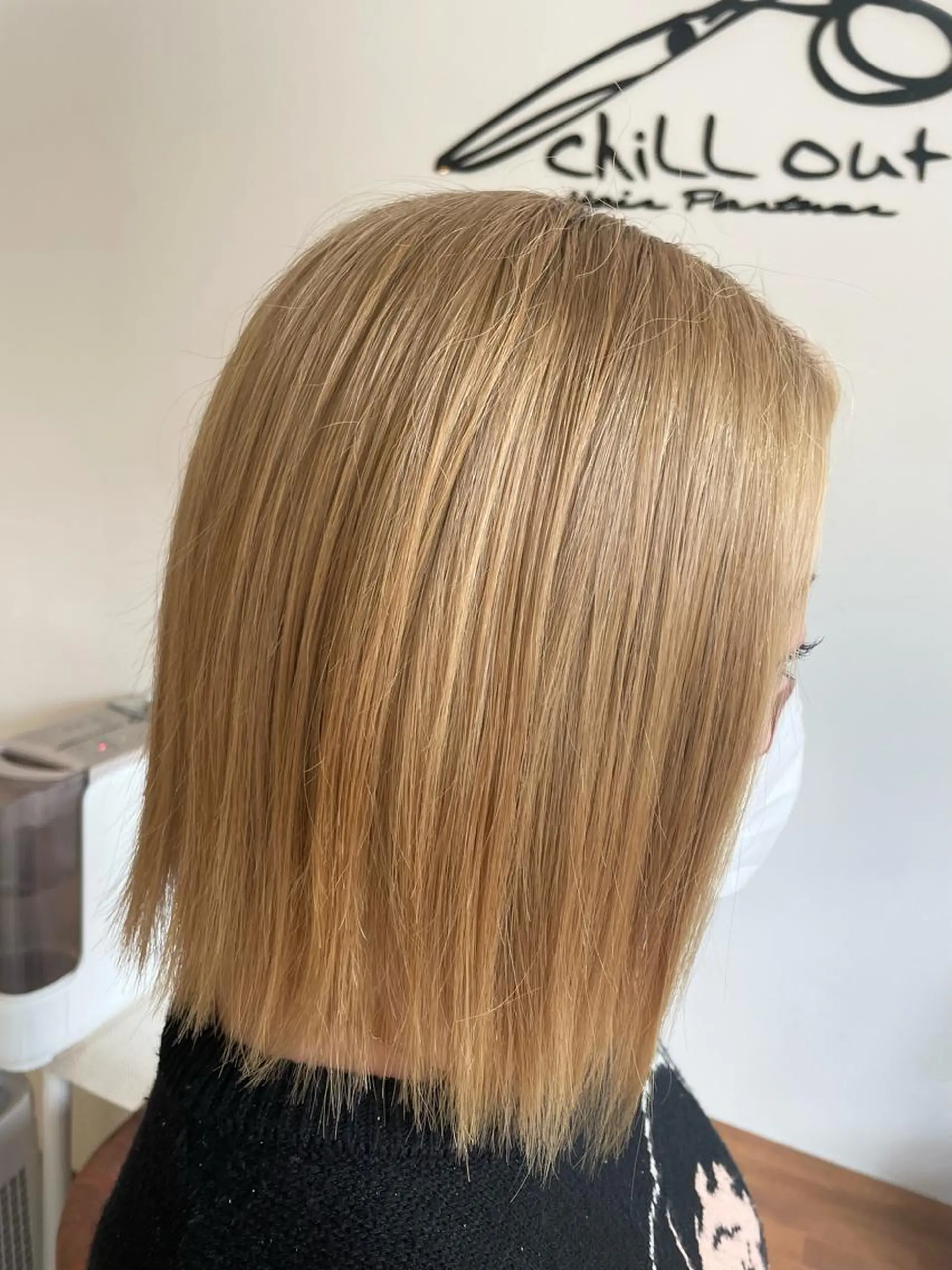 ミディアム カット ヘアカラー chillout🌱 武田安未のヘアスタイル