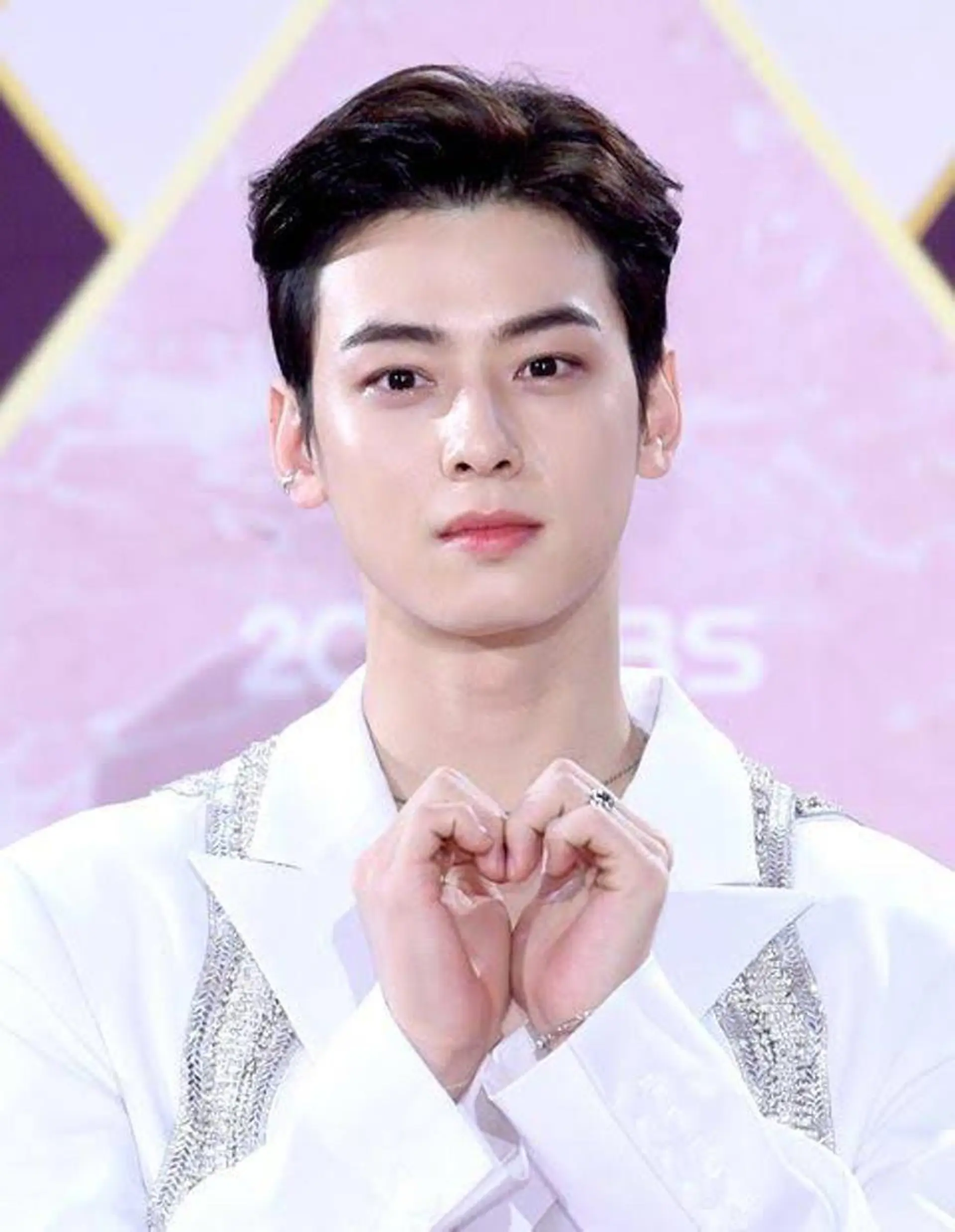 メンズ アイブロウ ワックス脱毛 眉カット その他(アイブロウ) JILEYES-omotesando-マツエク/まつ毛パーマ/アイブロウ/眉毛所属・アイブロウリスト SHOYA🫧表参道の眉毛・アイブロウイメージ