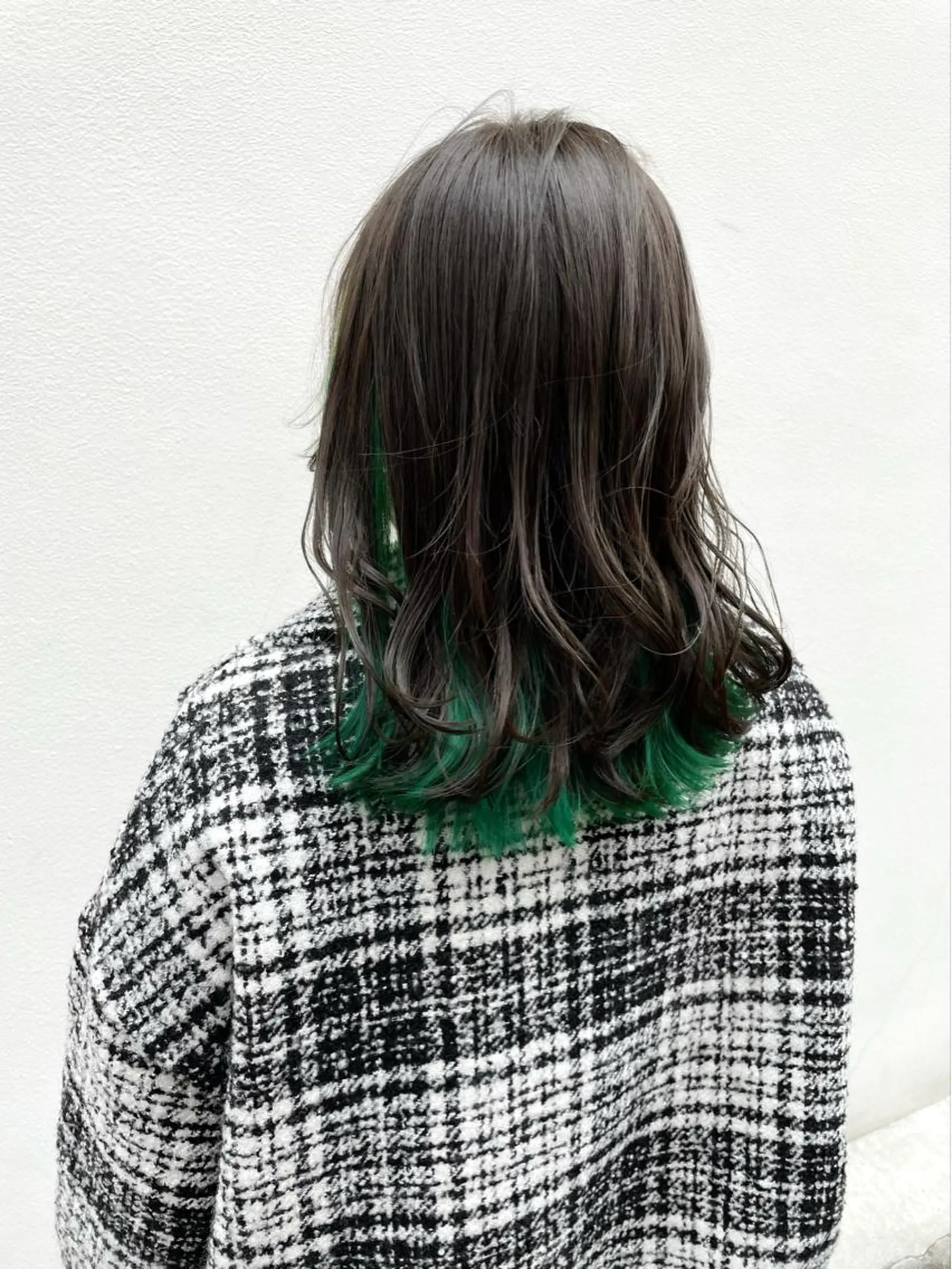 セミロング カラー パーマ レイヤーカット ローレイヤー カット ヘアカラー トリートメント ヘッドスパ ヘアセット 〽️magico/ ウルフDaiki〽️のヘアスタイル