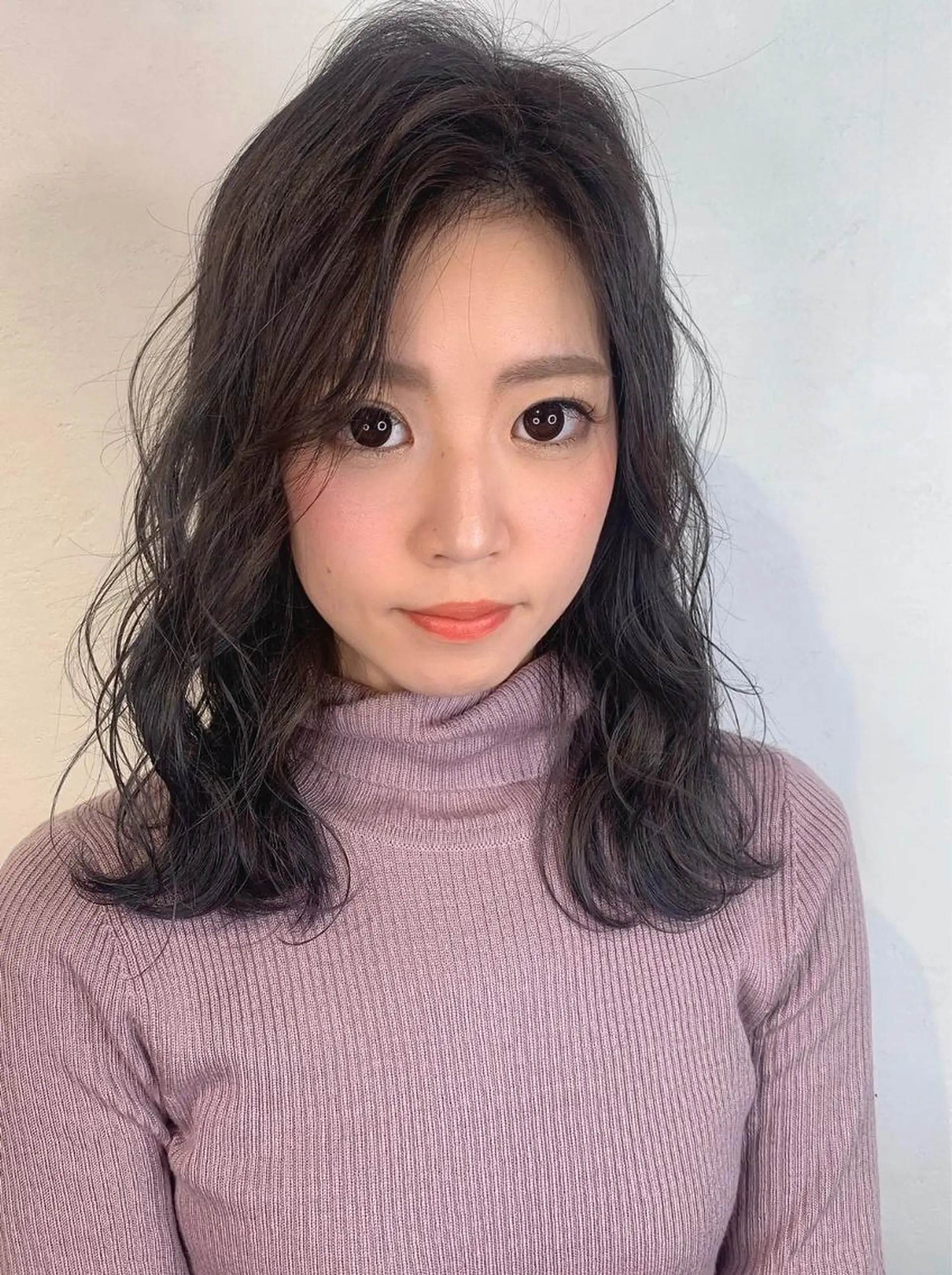 セミロング _WHITE＋ 南海難波店のヘアスタイル