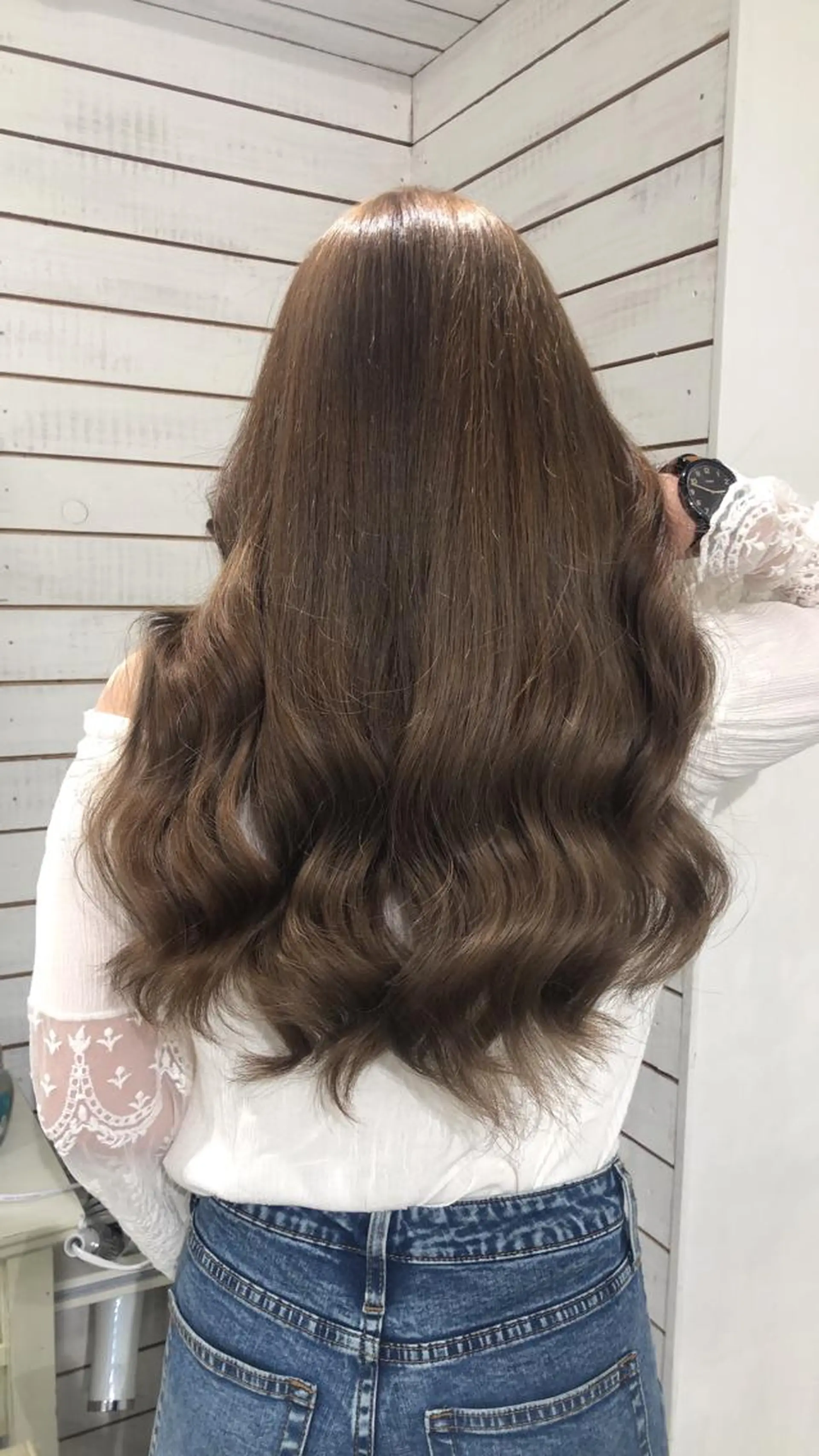 セミロング カラー ダブルカラー グレージュ ミルクティーグレージュ ヨシンモリ 🦋美髪／エクステ 🦋アベイクミのヘアスタイル