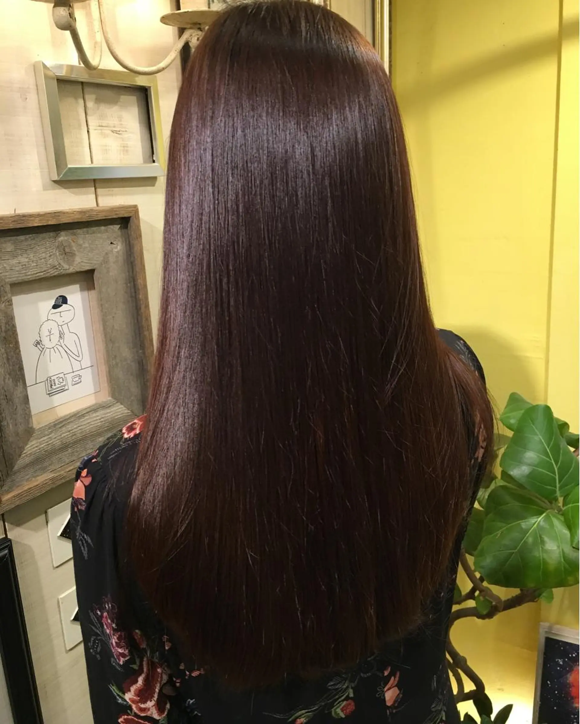 セミロング ロング カラー グレージュ ピンクカラー メンズ眉毛ITSUK Iメンズ専門　新宿の眉毛・アイブロウイメージ