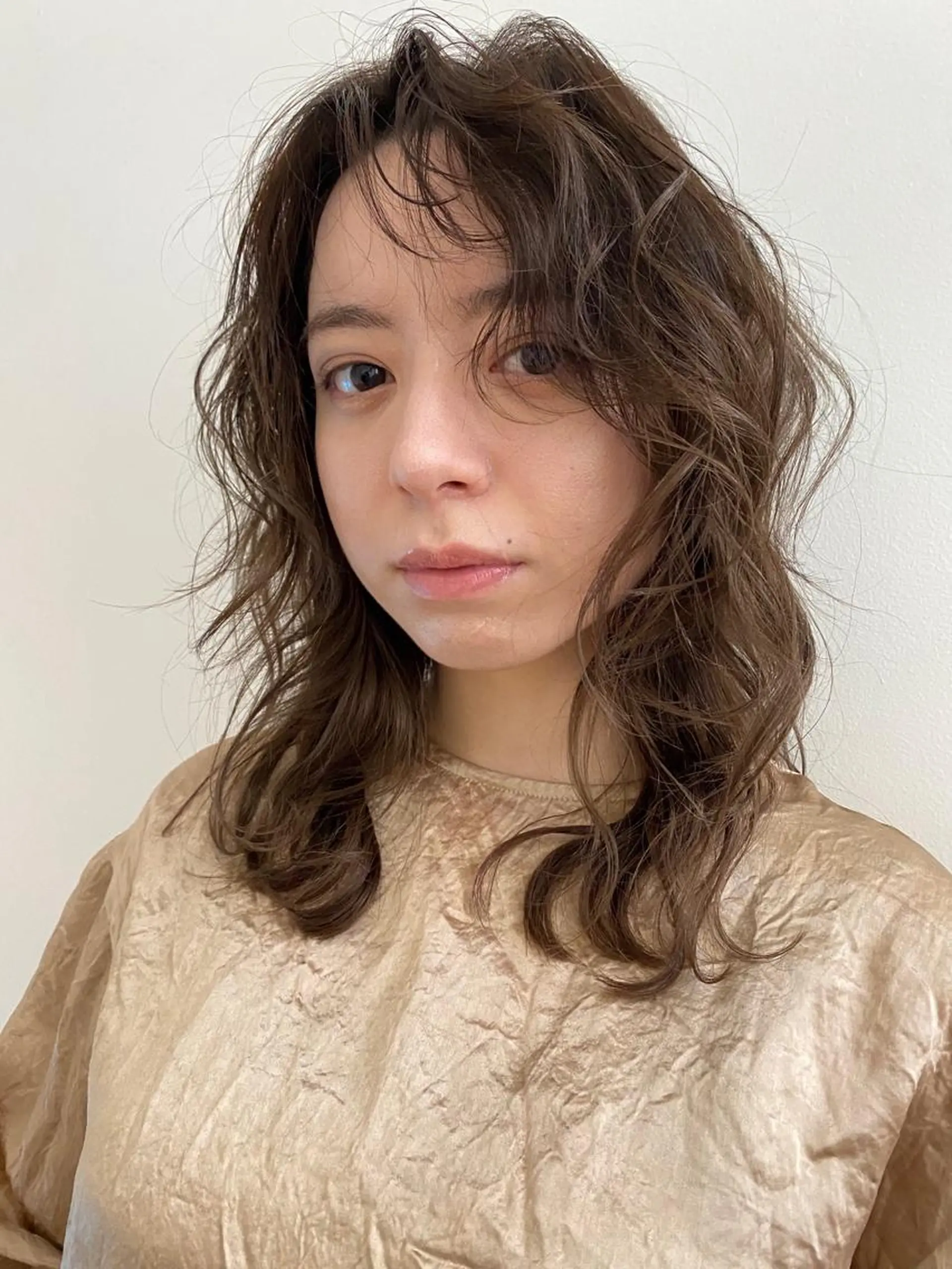ミディアム カラー ヘアアレンジ mina 🌷のヘアスタイル