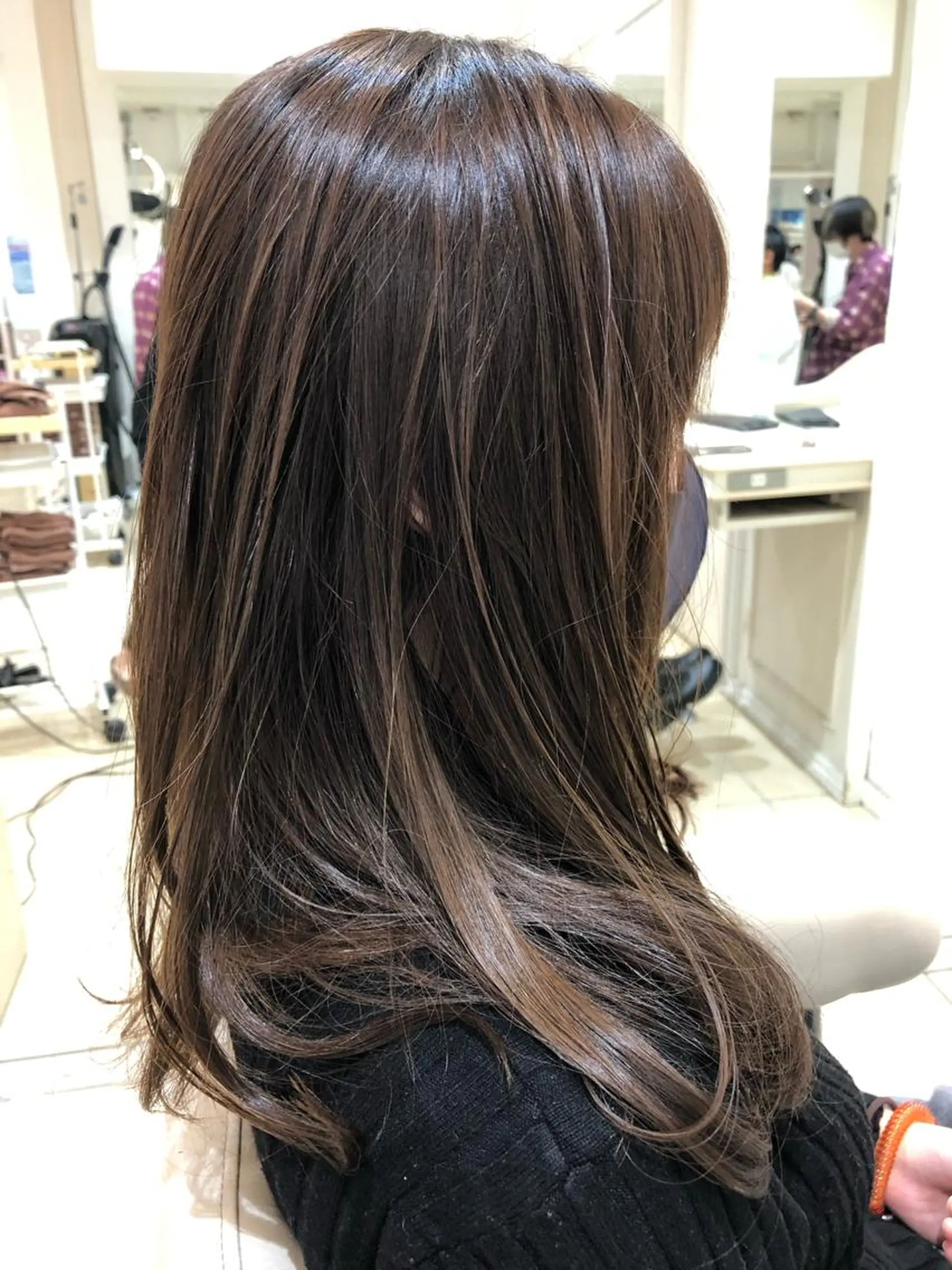ロング ヘアカラー トリートメント カジサ ケイコのヘアスタイル