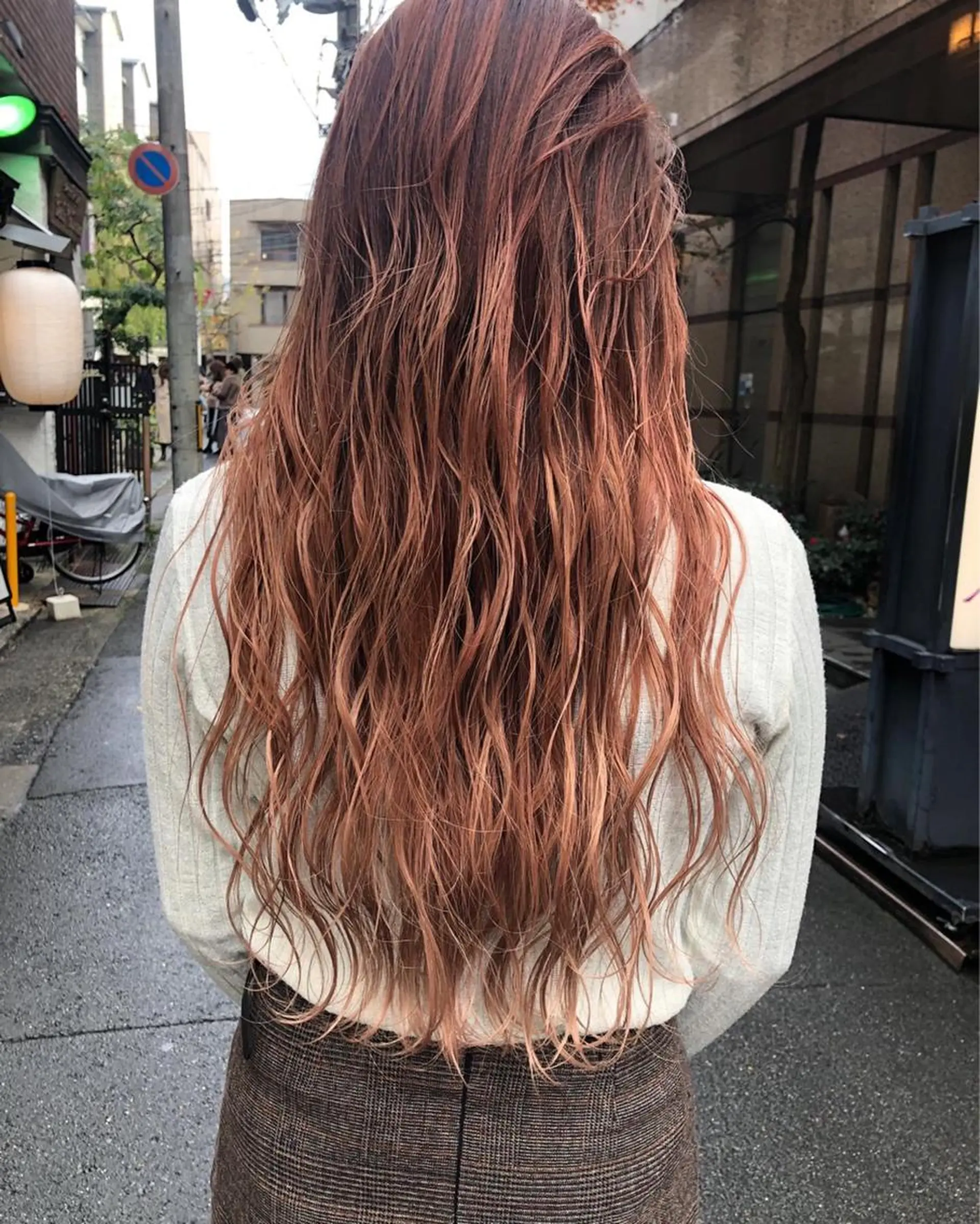 ロング カラー バレイヤージュ ピンクカラー レイヤーカット ヘアカラー トリートメント Tao所属・藤川 大智のヘアスタイル