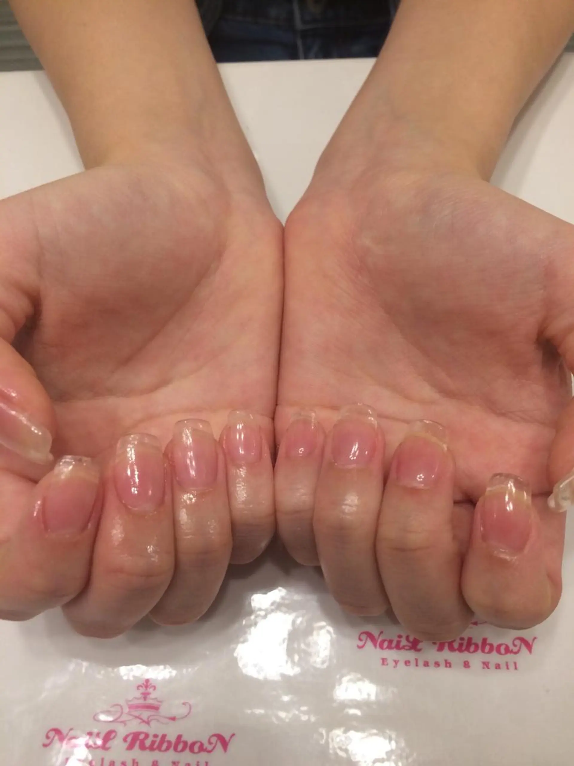 ネイル 春ネイル ネイルリボン 受付スタッフのネイルデザイン
