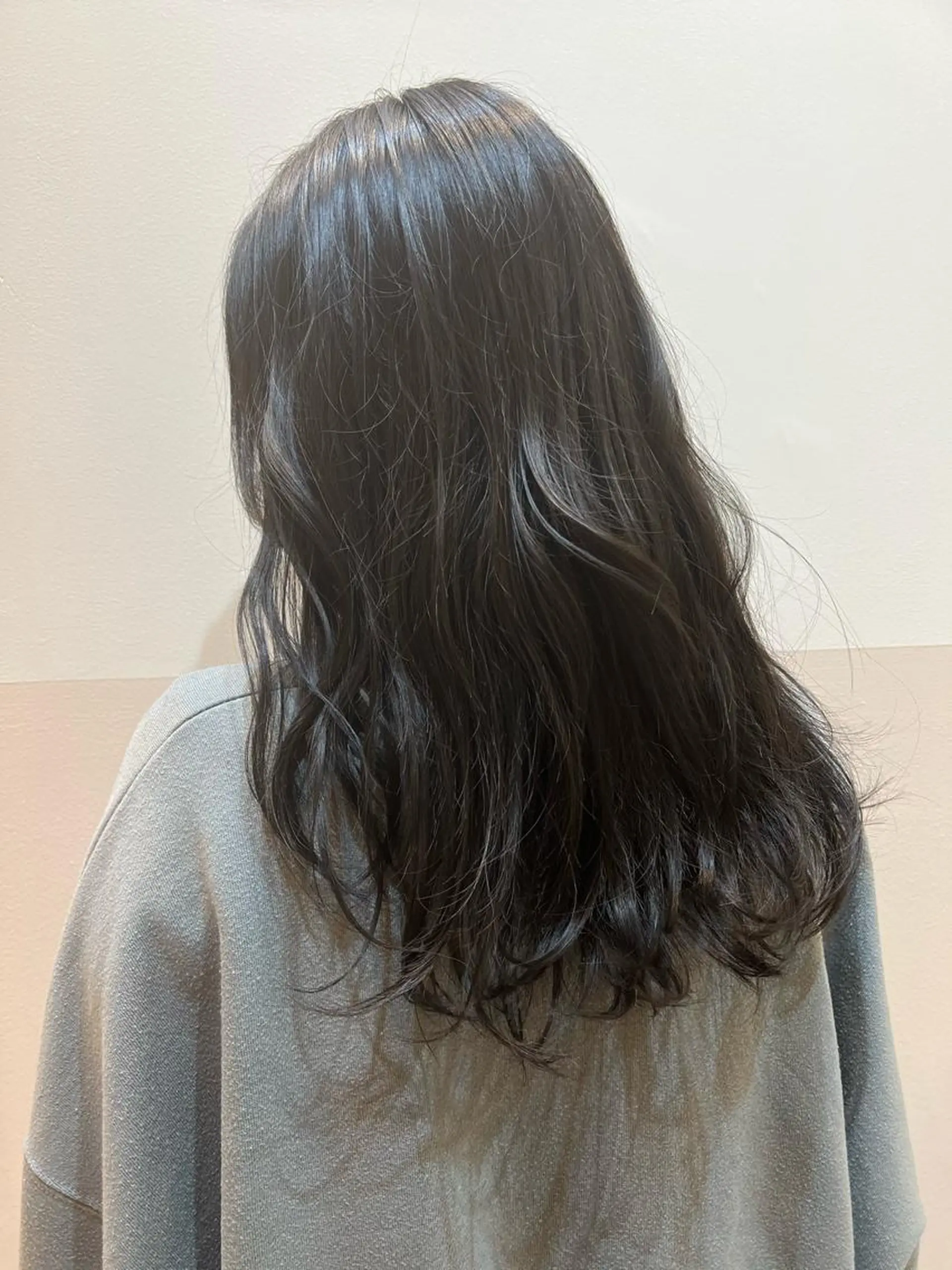 ミディアム アッシュ トリートメント 下山 大智のヘアスタイル