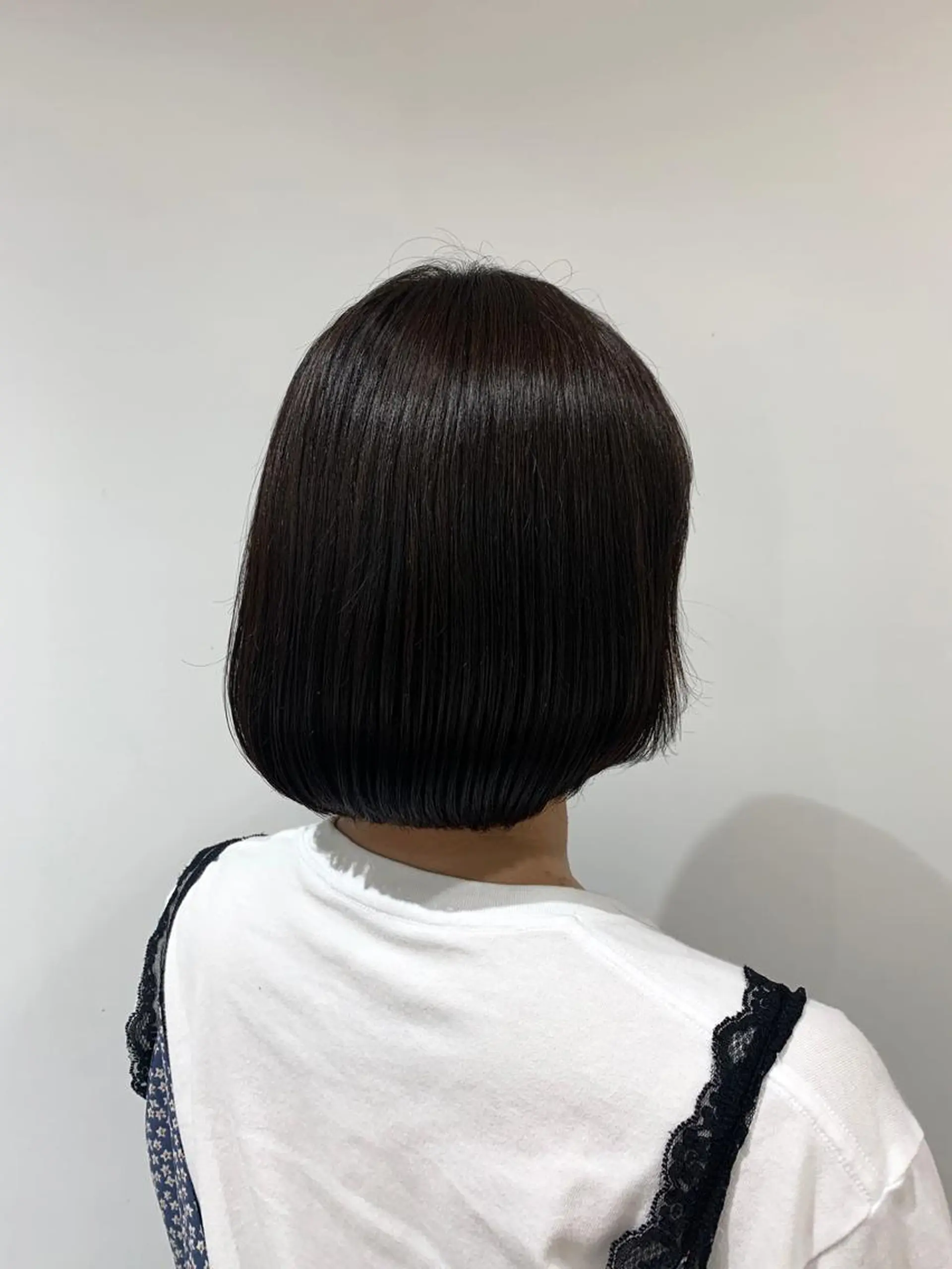 ショート カラー ベージュカラー ラベンダーカラー ラベンダーベージュ 壽真央 /ブリーチカラーのヘアスタイル