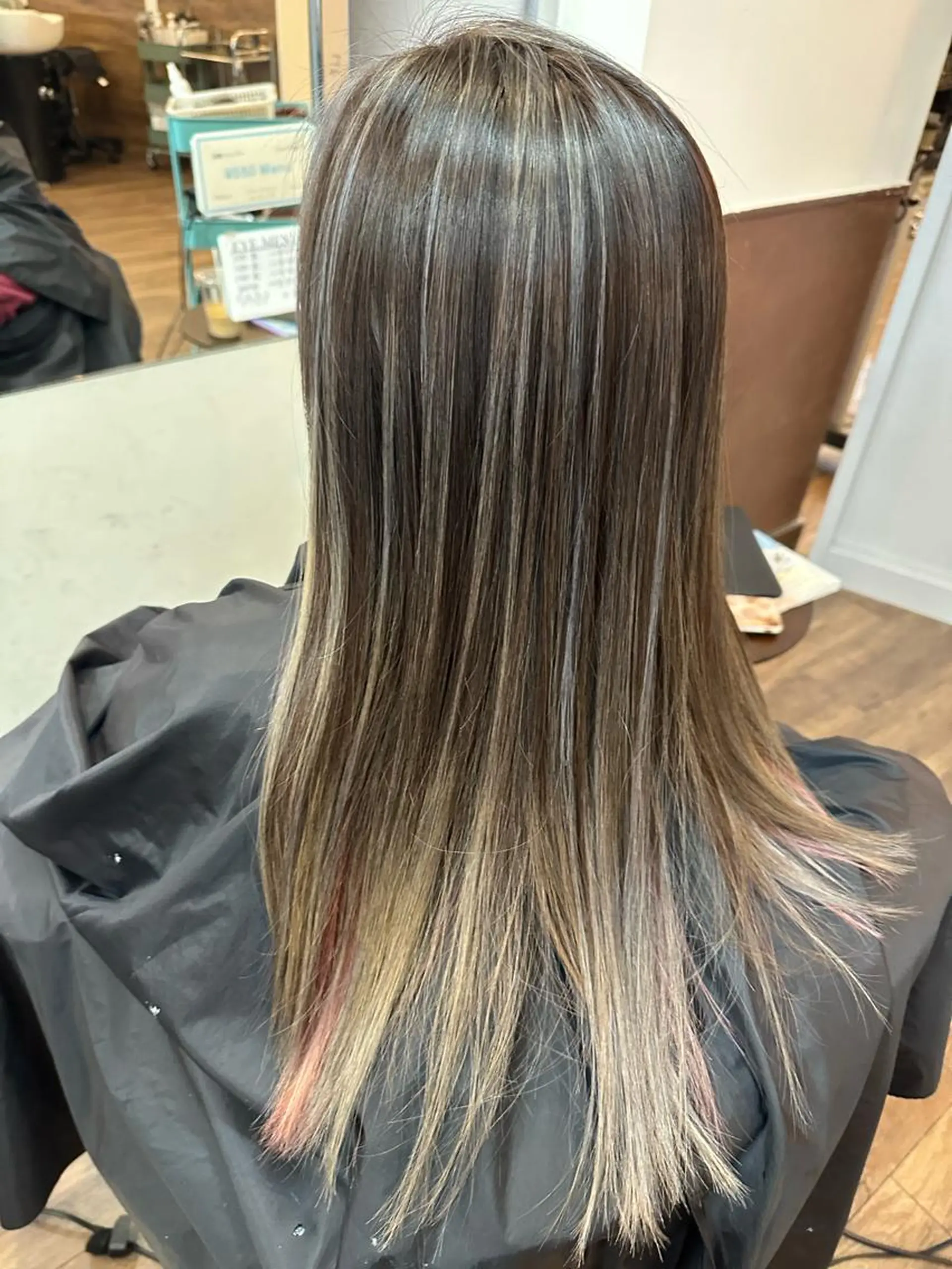 ロング カラー バレイヤージュ ハイライトカラー ハイライト レイヤーカット ヘアカラー 溝口 和弘のヘアスタイル