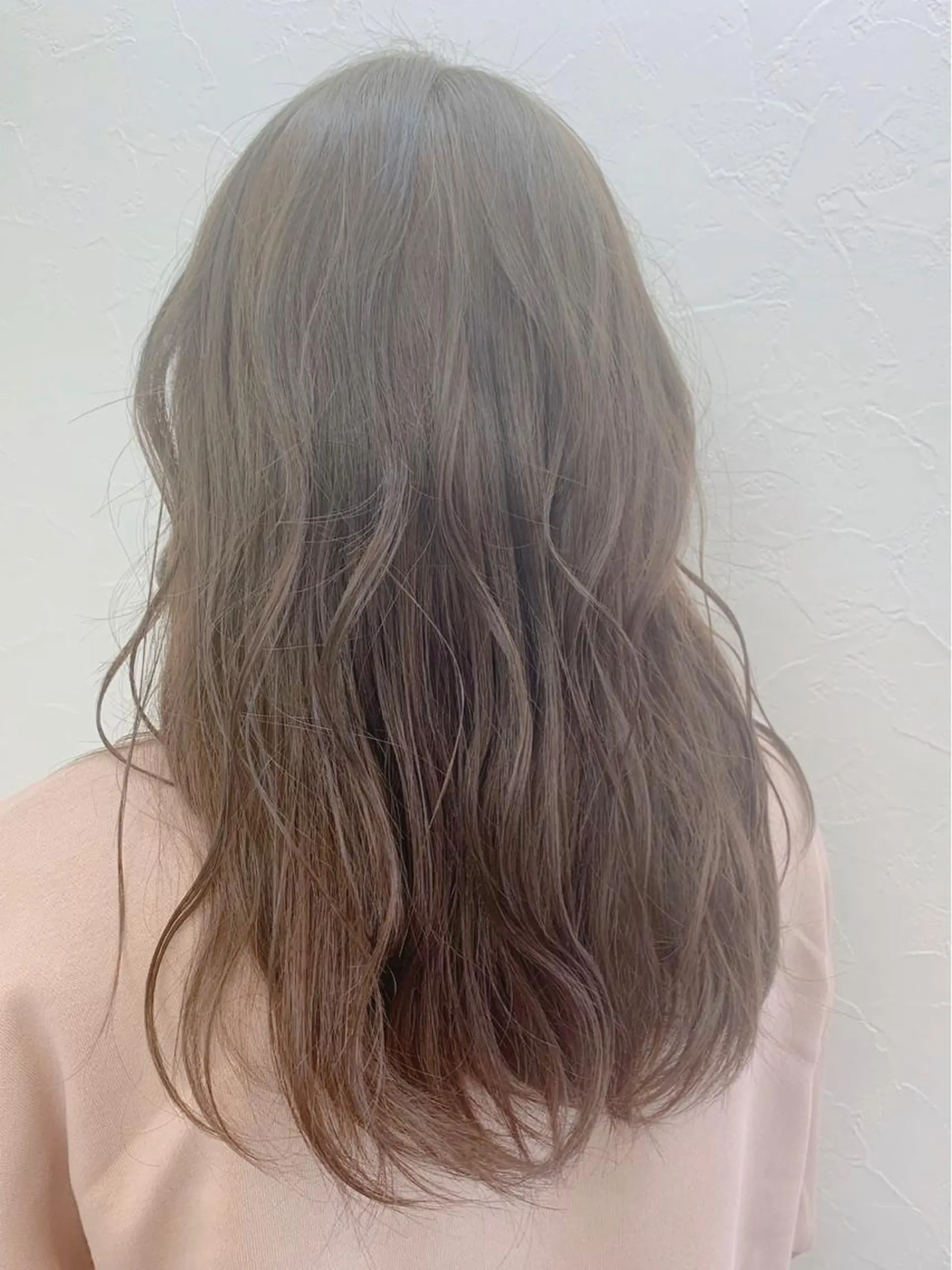 セミロング カラー 菅沼 まみのヘアスタイル