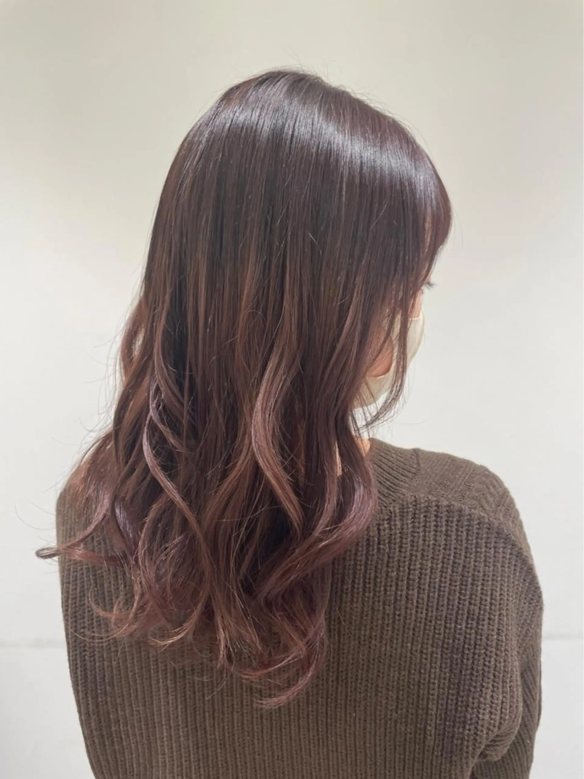 セミロング カラー 透明感カラー グラデーションカラー ピンクカラー シアーピンク カット ヘアカラー トリートメント 【センターパート/ マッシュ】ryokaのヘアスタイル