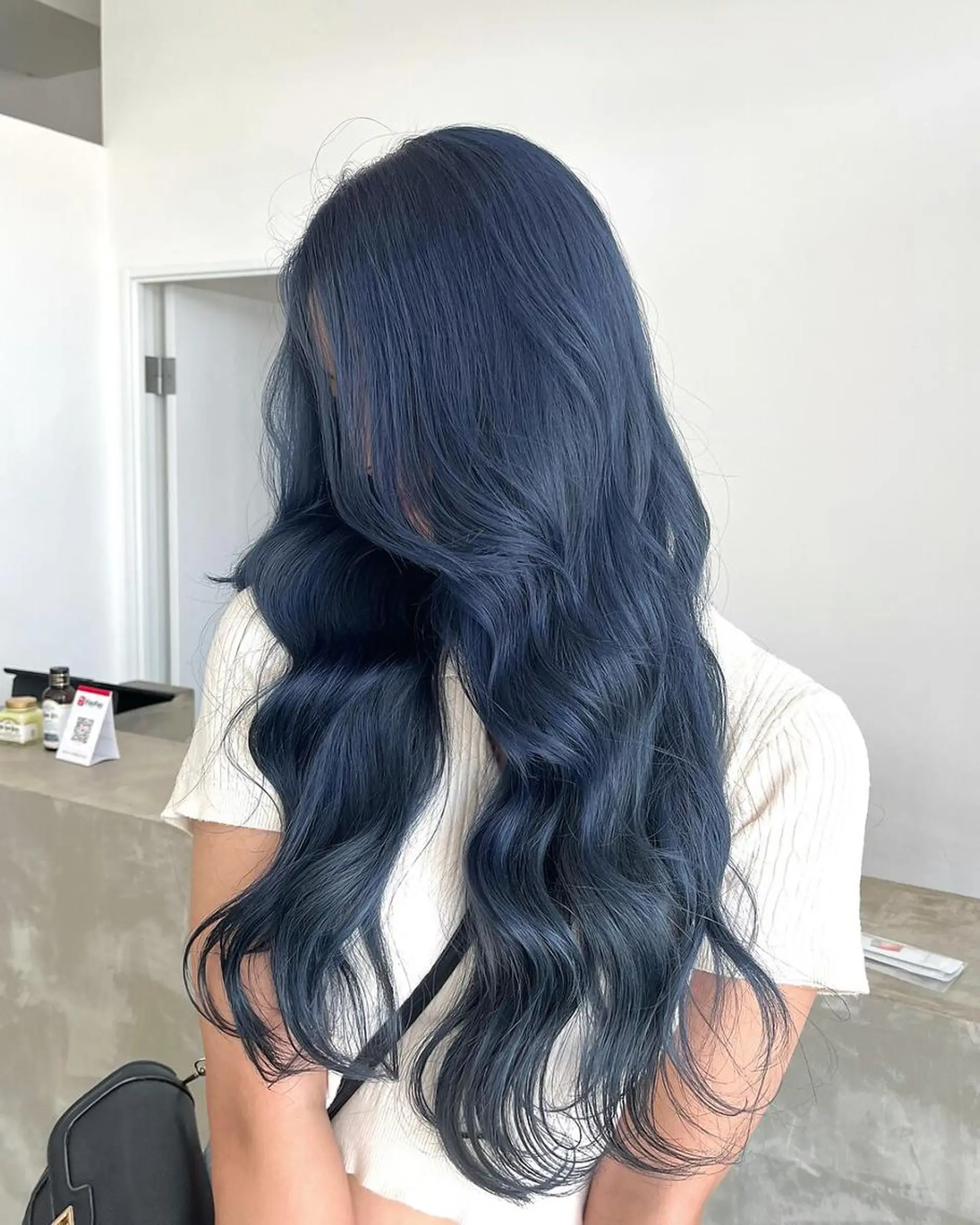 ロング カラー ブリーチ ケアブリーチ ダブルカラー イヤリングカラー ハイライトカラー ヘアカラー Nought etre 西金沢のヘアスタイル