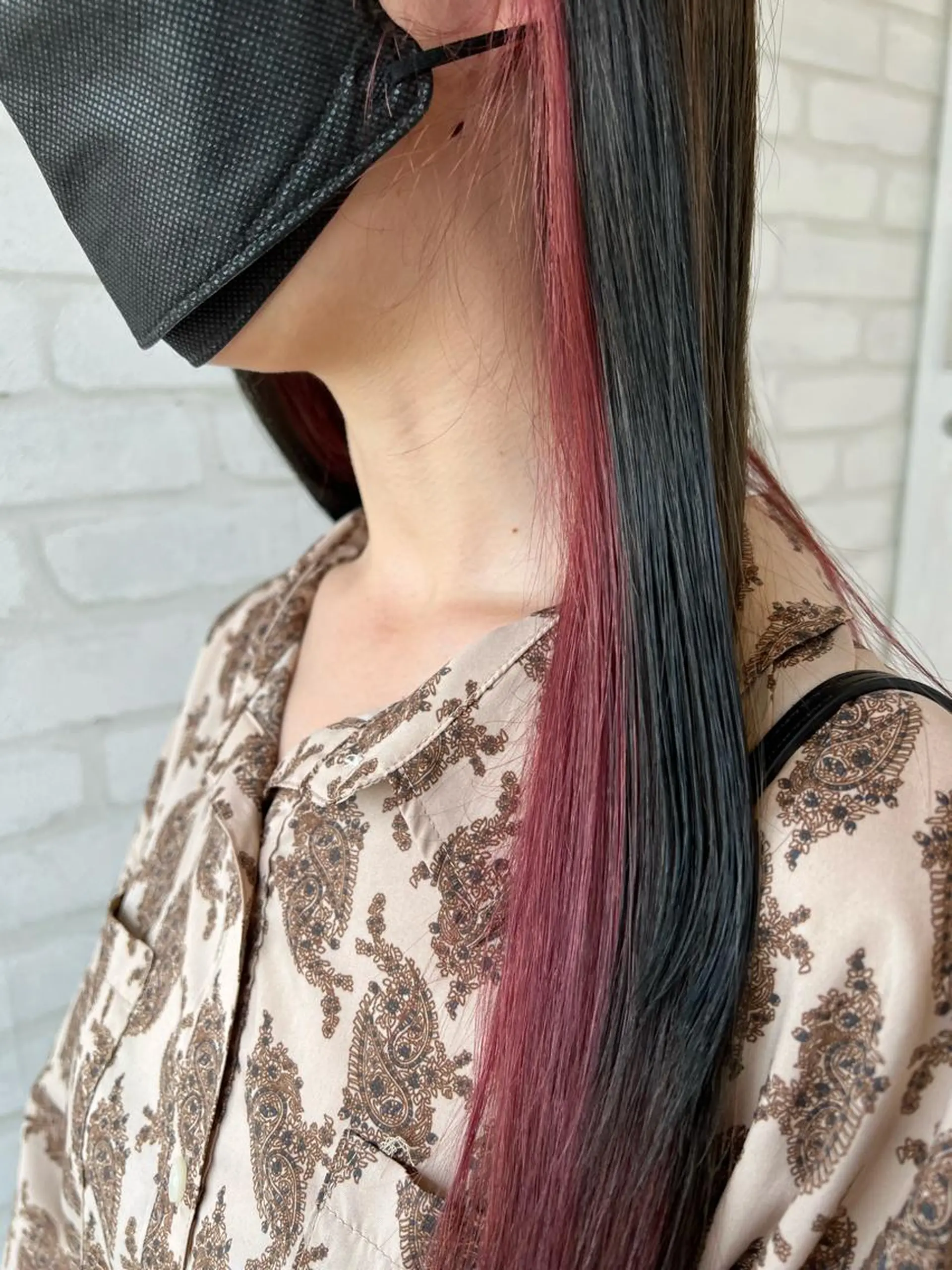 ロング カラー ヘアカラー 石崎 真維のヘアスタイル