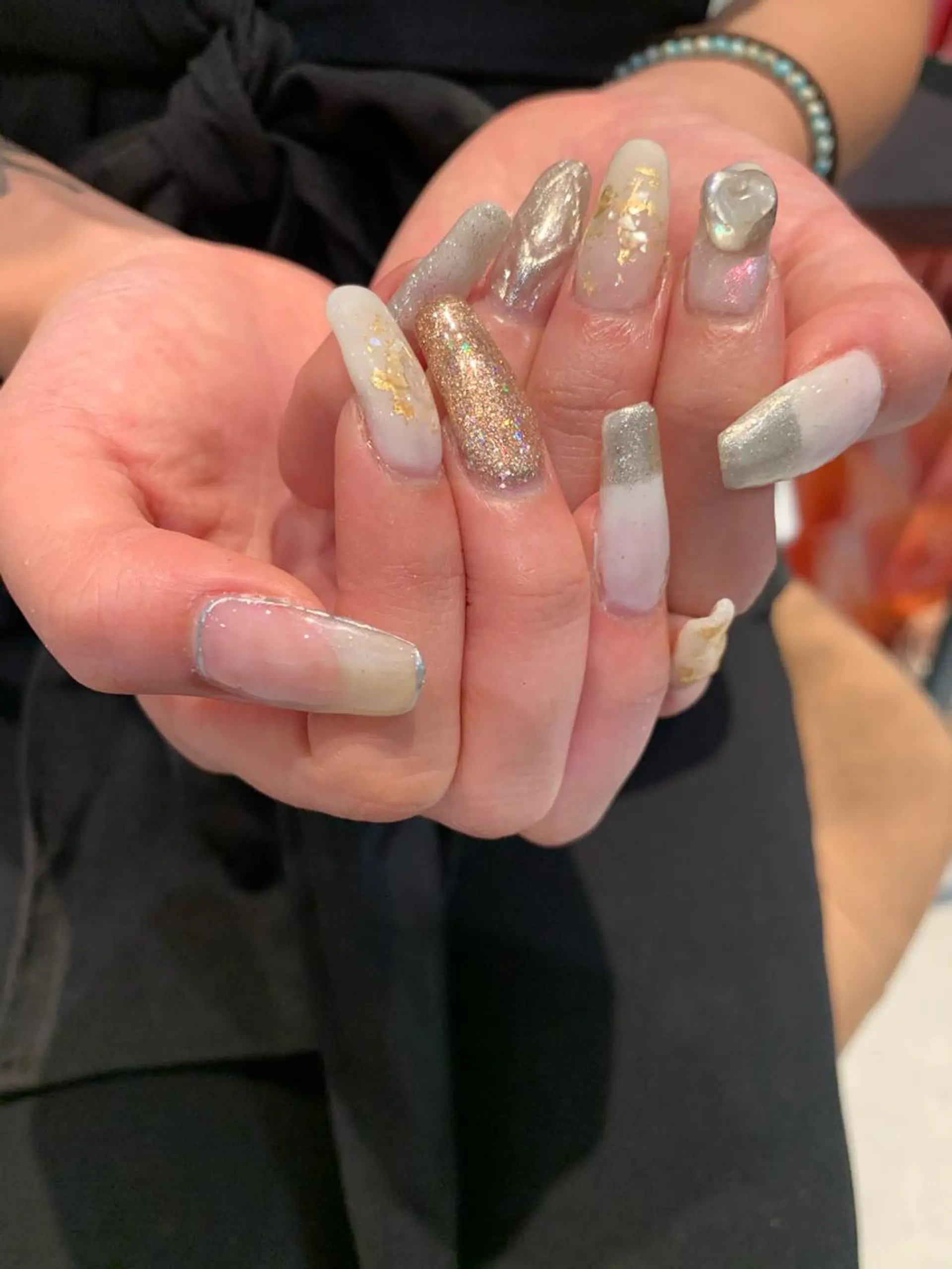 ネイル AO所属・RISAKO 艶髪モテヘア🎀府中のヘアスタイル