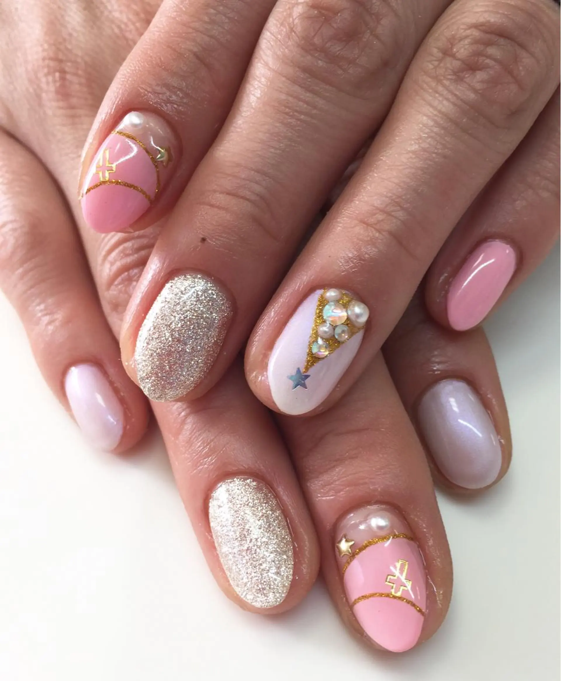 ネイル 吉村 美咲のネイルデザイン