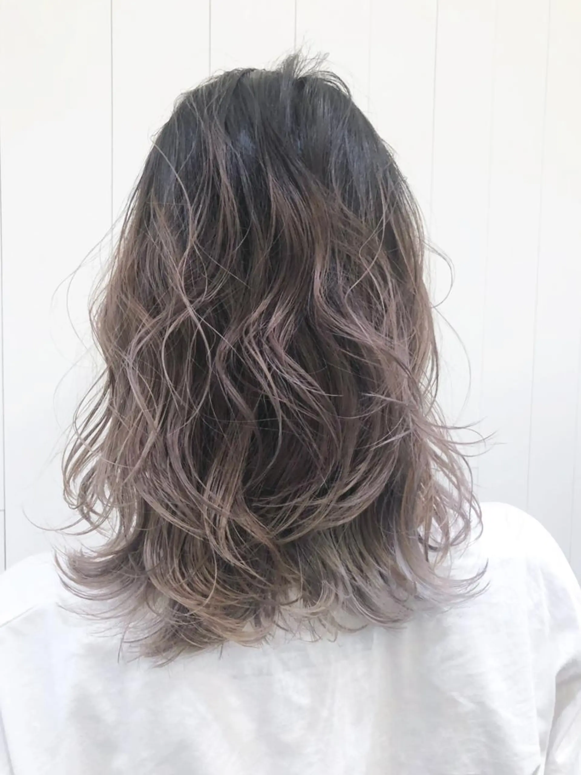 ミディアム カラー パーマ ヘアアレンジ グラデーションカラー ITbyALBUM 中野店のヘアスタイル