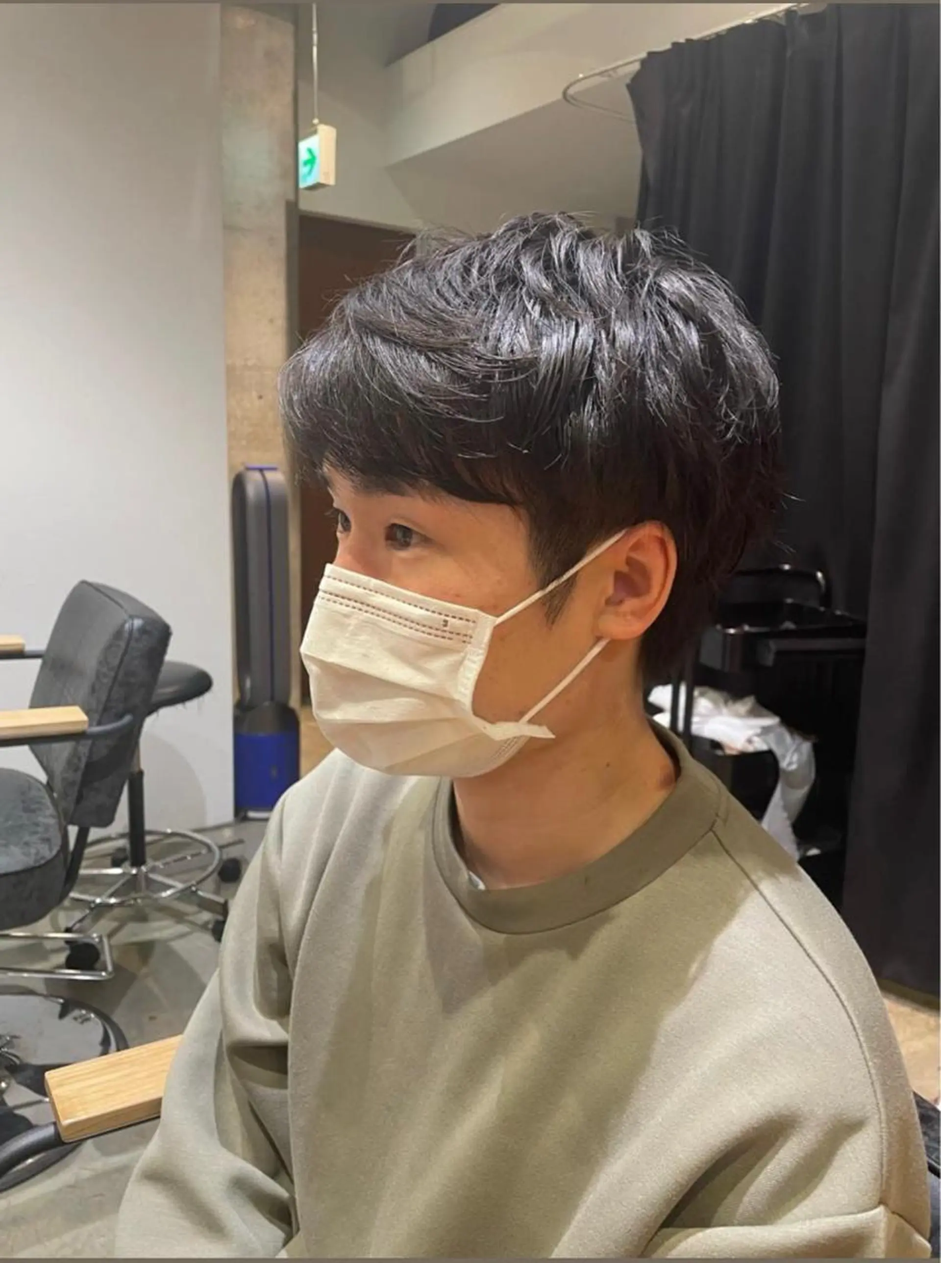 パーマ メンズ メンズパーマ ニュアンスパーマ 透明感🫧暖色カラー 🍇佐藤愛里のヘアスタイル