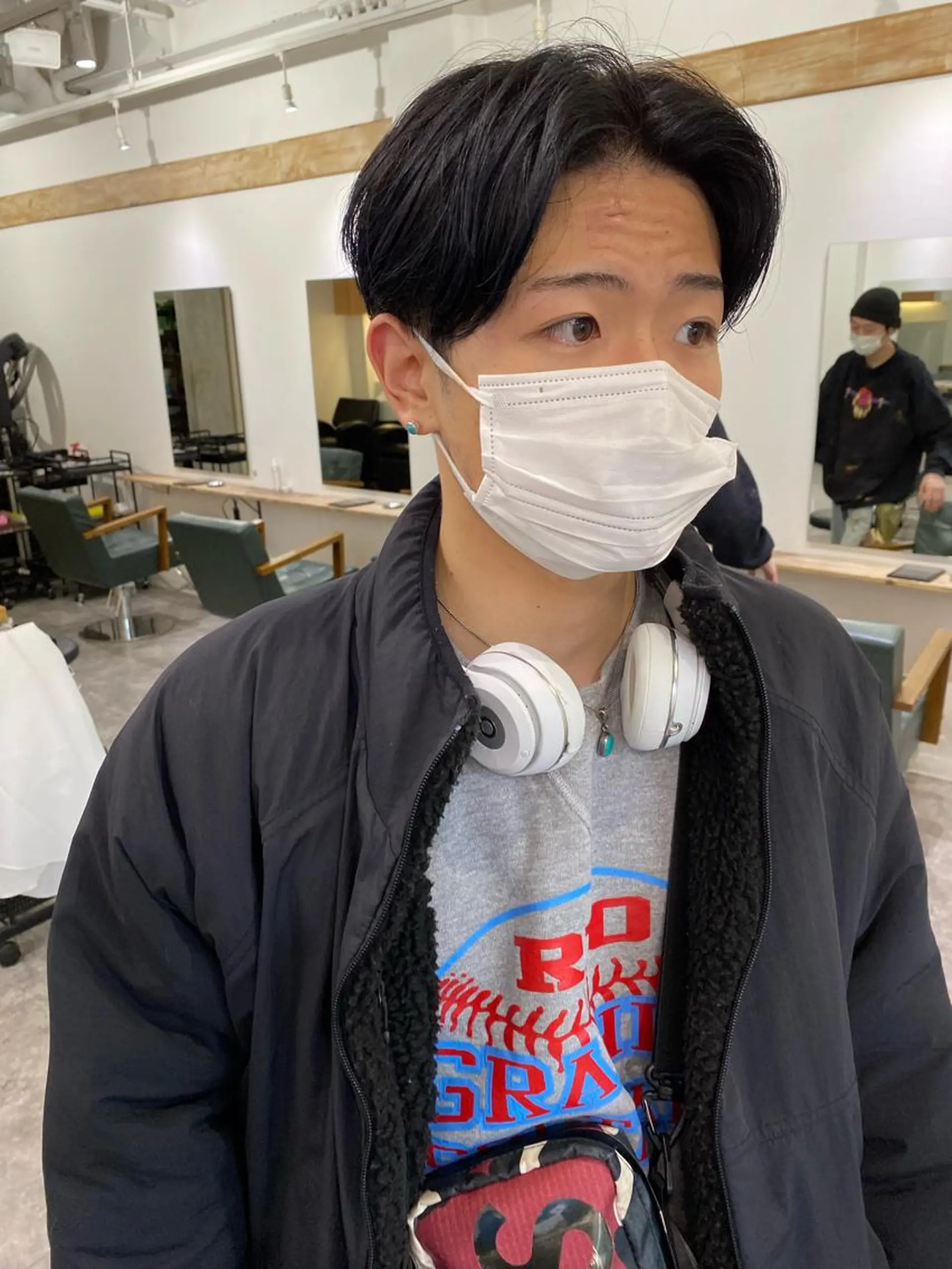 ショート カラー 黒髪 ブルーカラー ブルーブラック カット ヘアカラー 森貴裕/ベージュ/ パーマ/オリーブのヘアスタイル