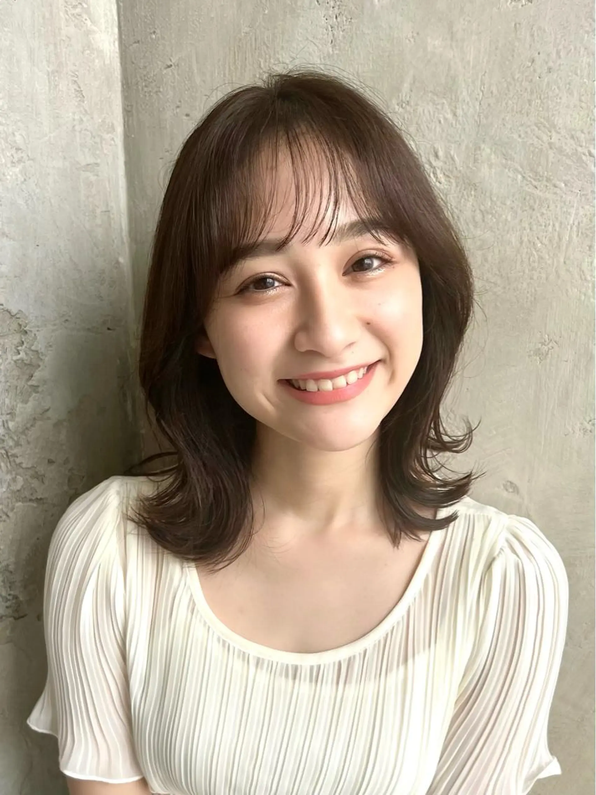 ミディアム カラー ベージュカラー ブラウンカラー くびれヘア 髪質改善 縮毛矯正 🧡くびれヘア/前髪 顔周り🧡久原結衣のヘアスタイル
