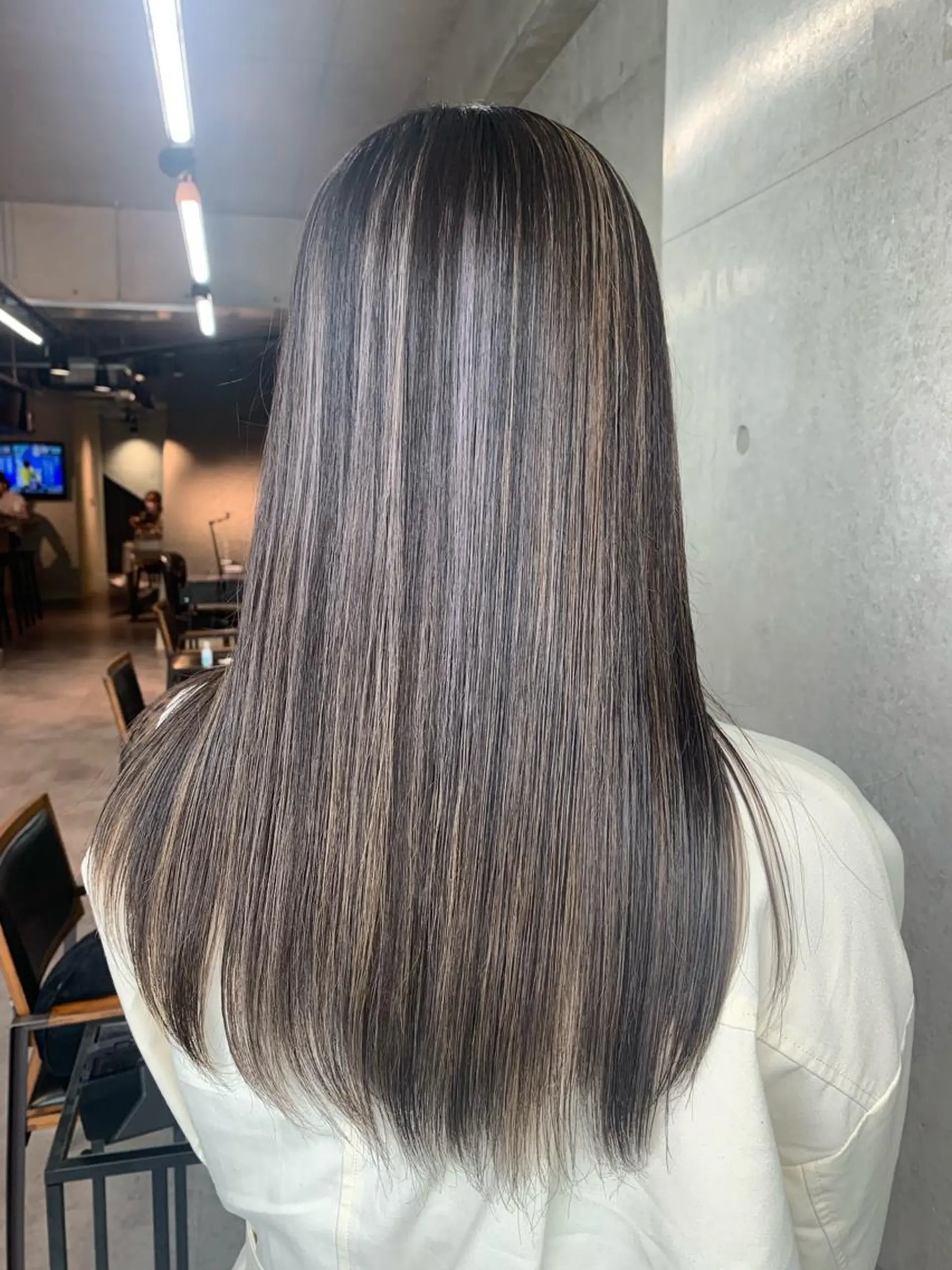 カラー ハイライトカラー MIL心斎橋所属・Clair クレアのヘアスタイル