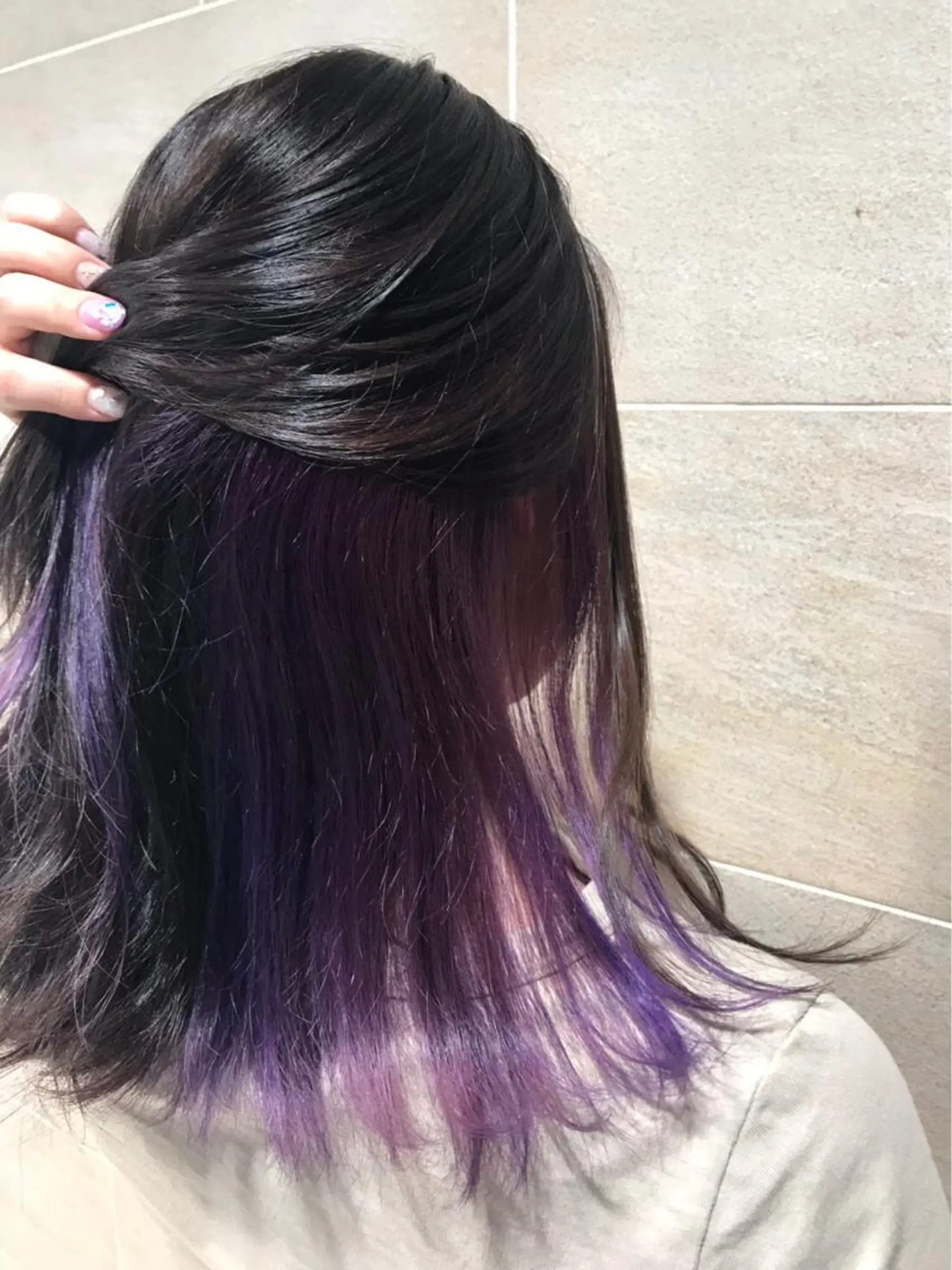 ミディアム カラー 長谷川 華奈子のヘアスタイル