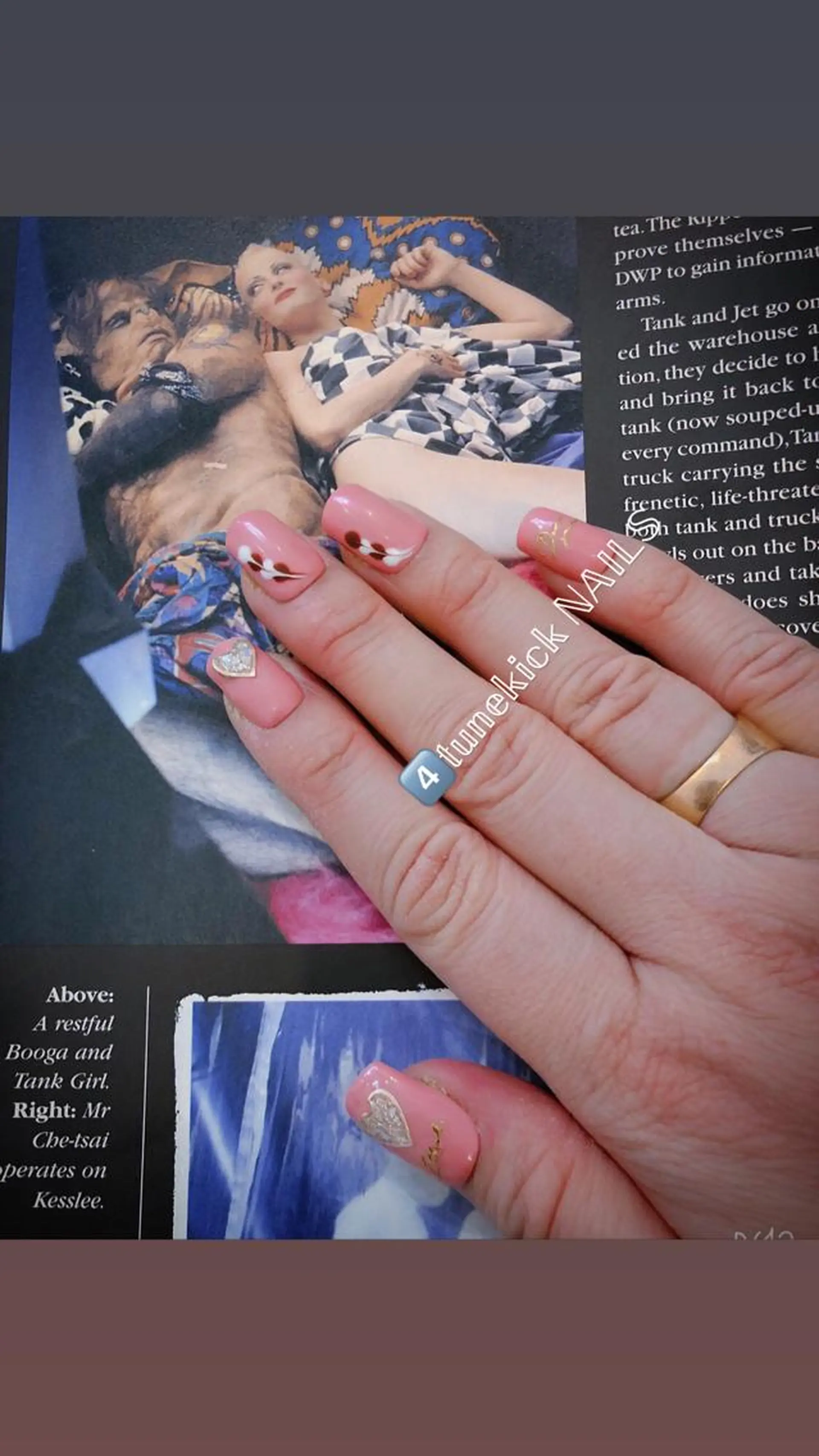 ネイル バレンタイン 4tunekick NAILS(フォーチュンキックネイルズ)所属・光森 淳子のネイルデザイン