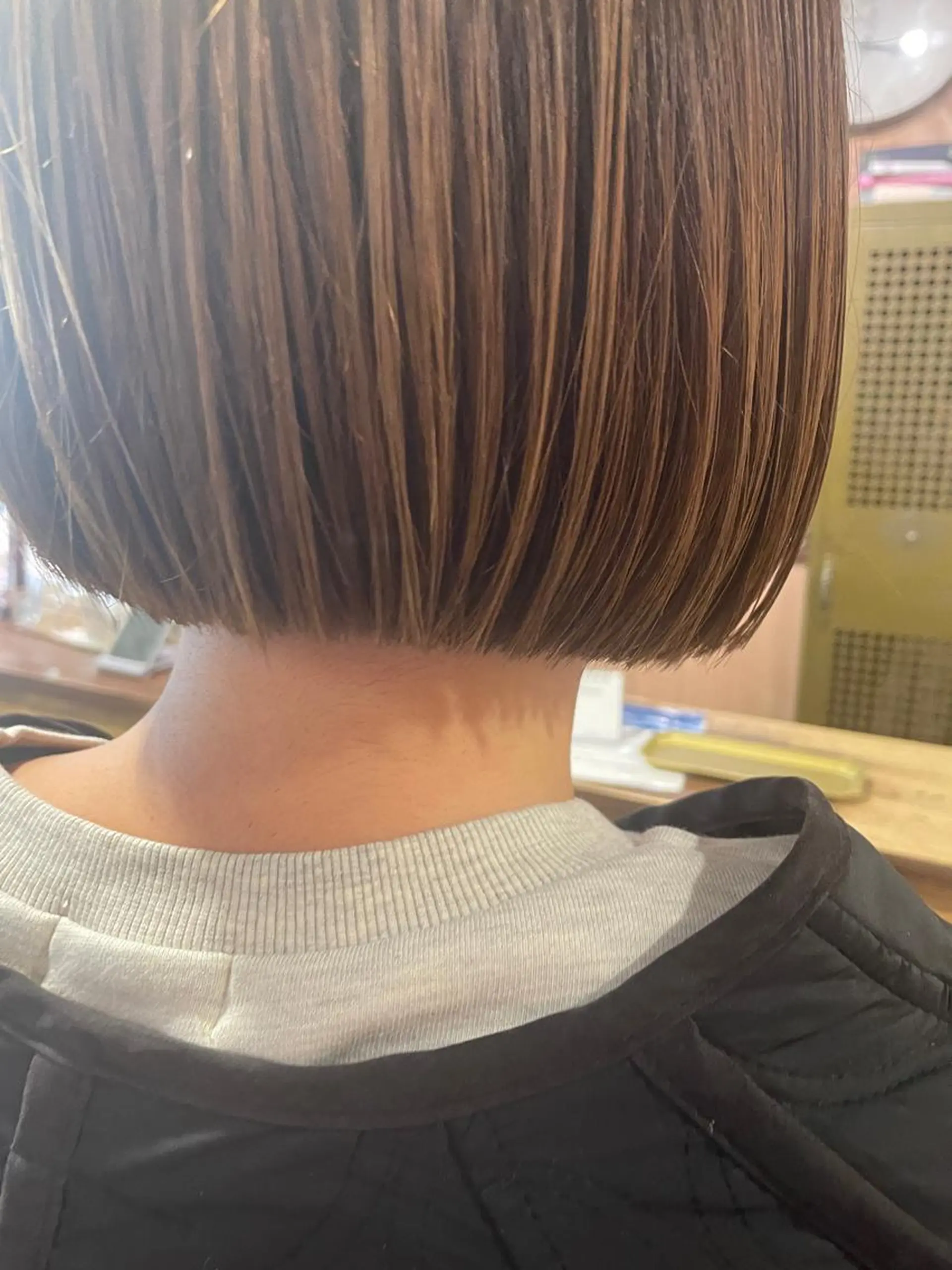 ショート ボブ カット ヘアカラー トリートメント さの あやねのヘアスタイル