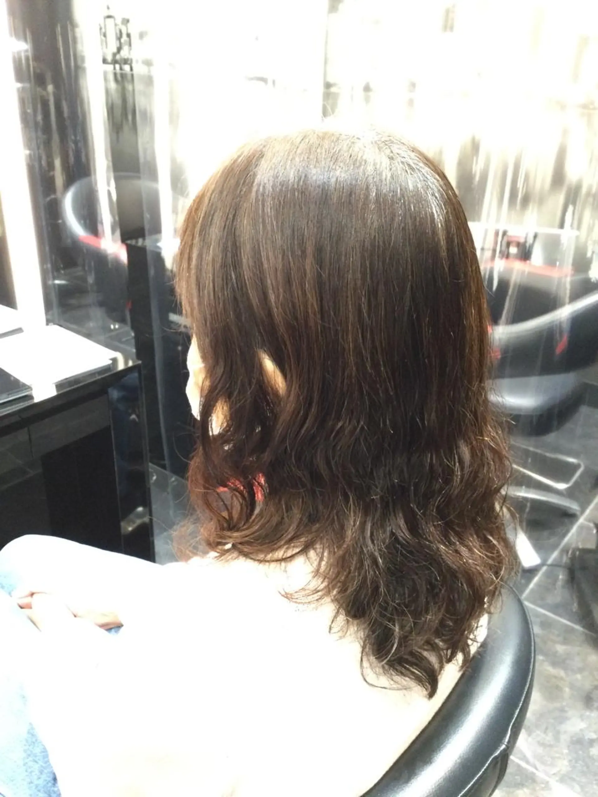 セミロング カラー パーマ Annon プライベートサロンのヘアスタイル