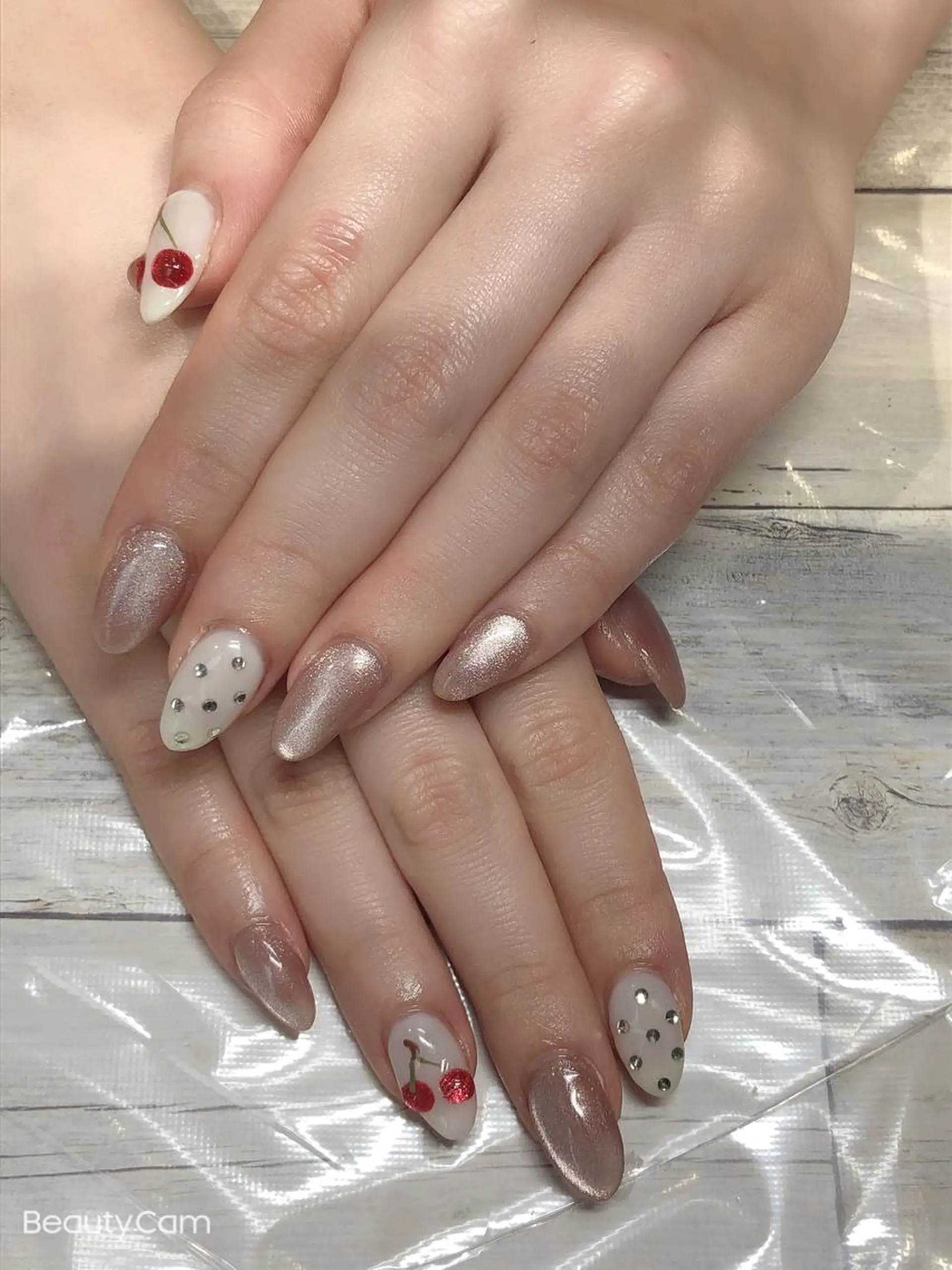 ネイル 💎Guarendo💎錦糸町店所属・✨アン ミユ✨のネイルデザイン