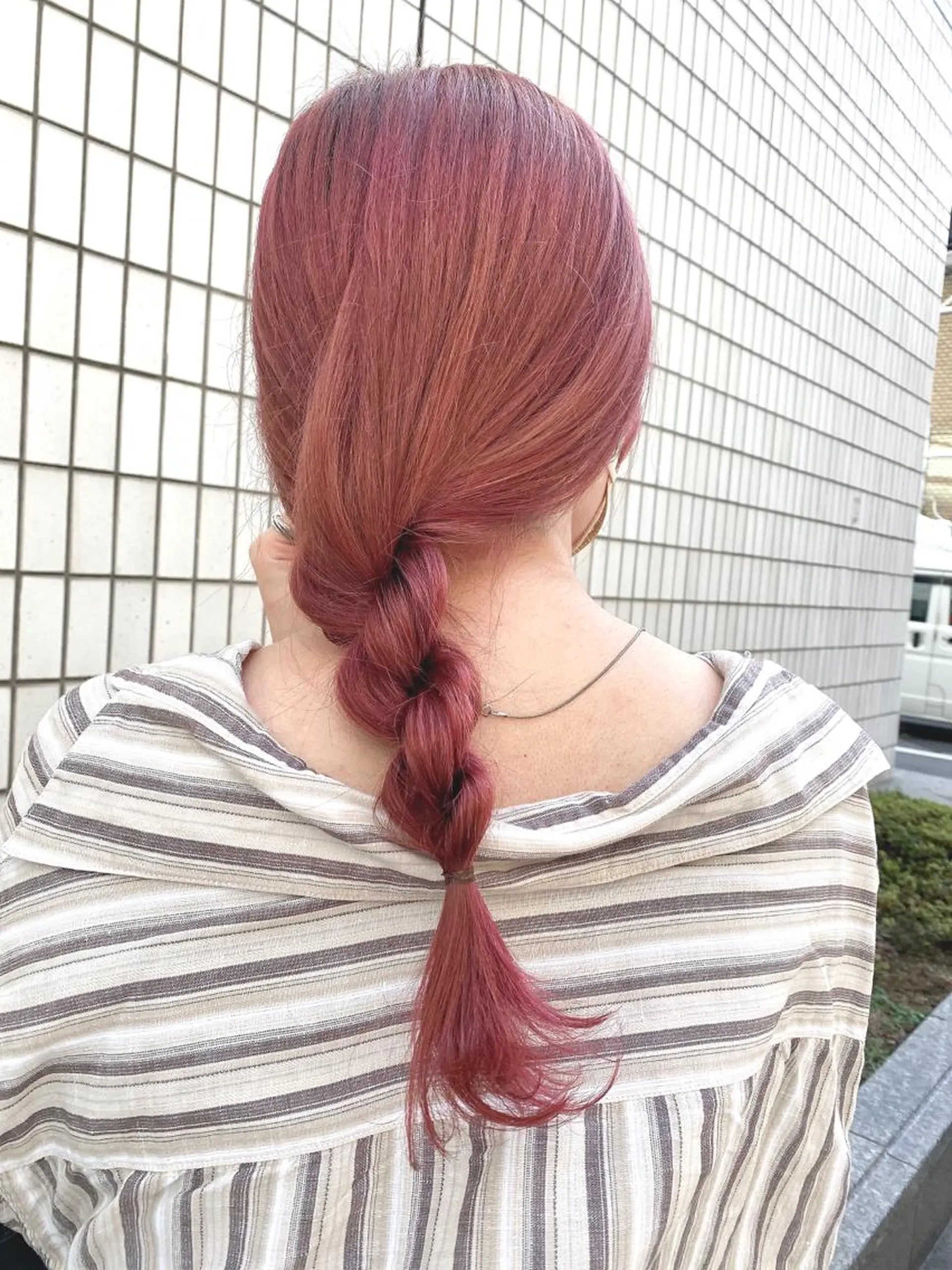 セミロング カラー ヘアアレンジ マツエク・マツパ ピンクカラー カラーマツエク Noah's　Ark所属・透明感カラー🫧ヘア セット🫧松本菜月の眉毛・アイブロウイメージ