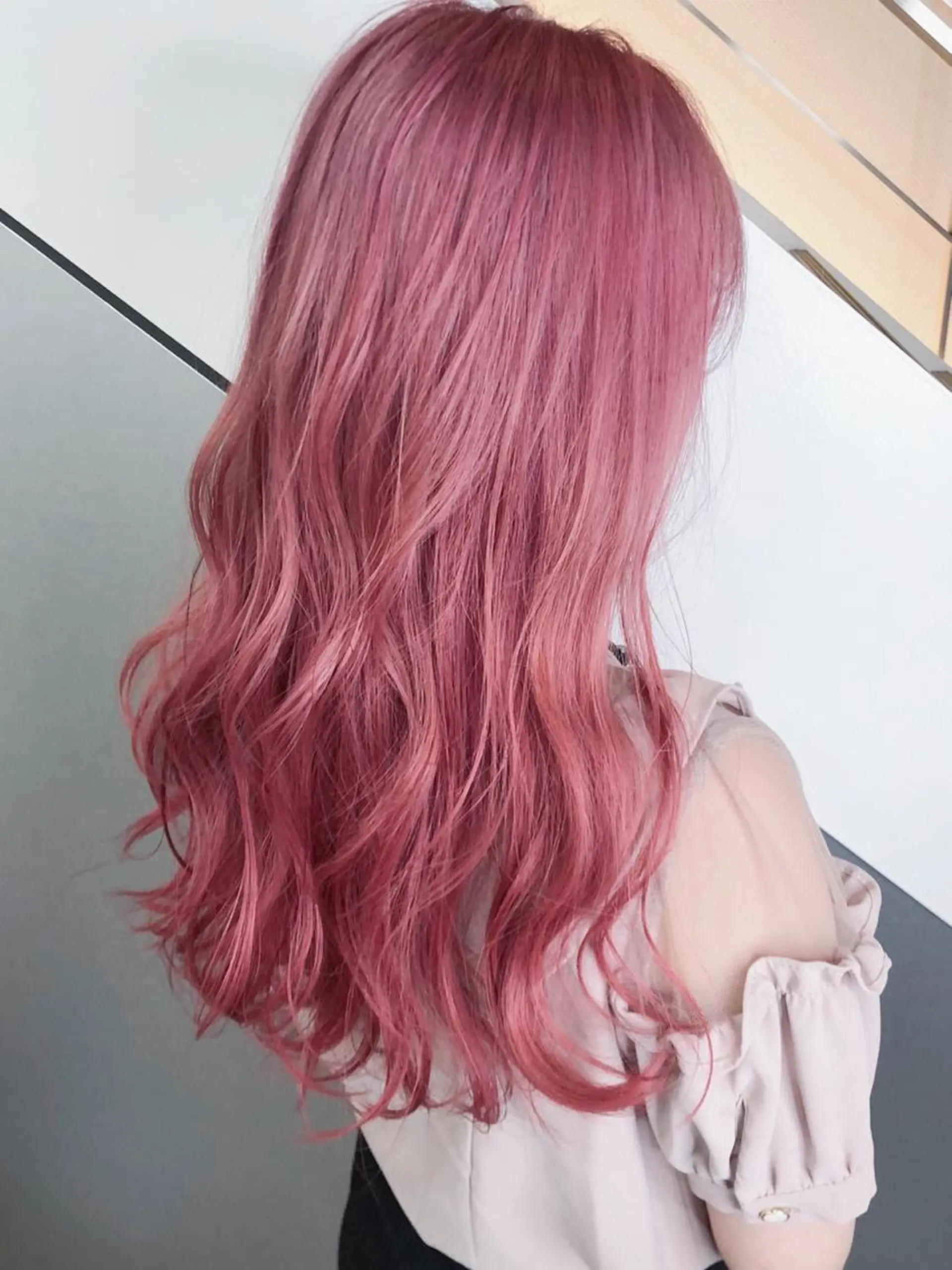 カラー 髪質改善N°rico 杉本怜美のヘアスタイル