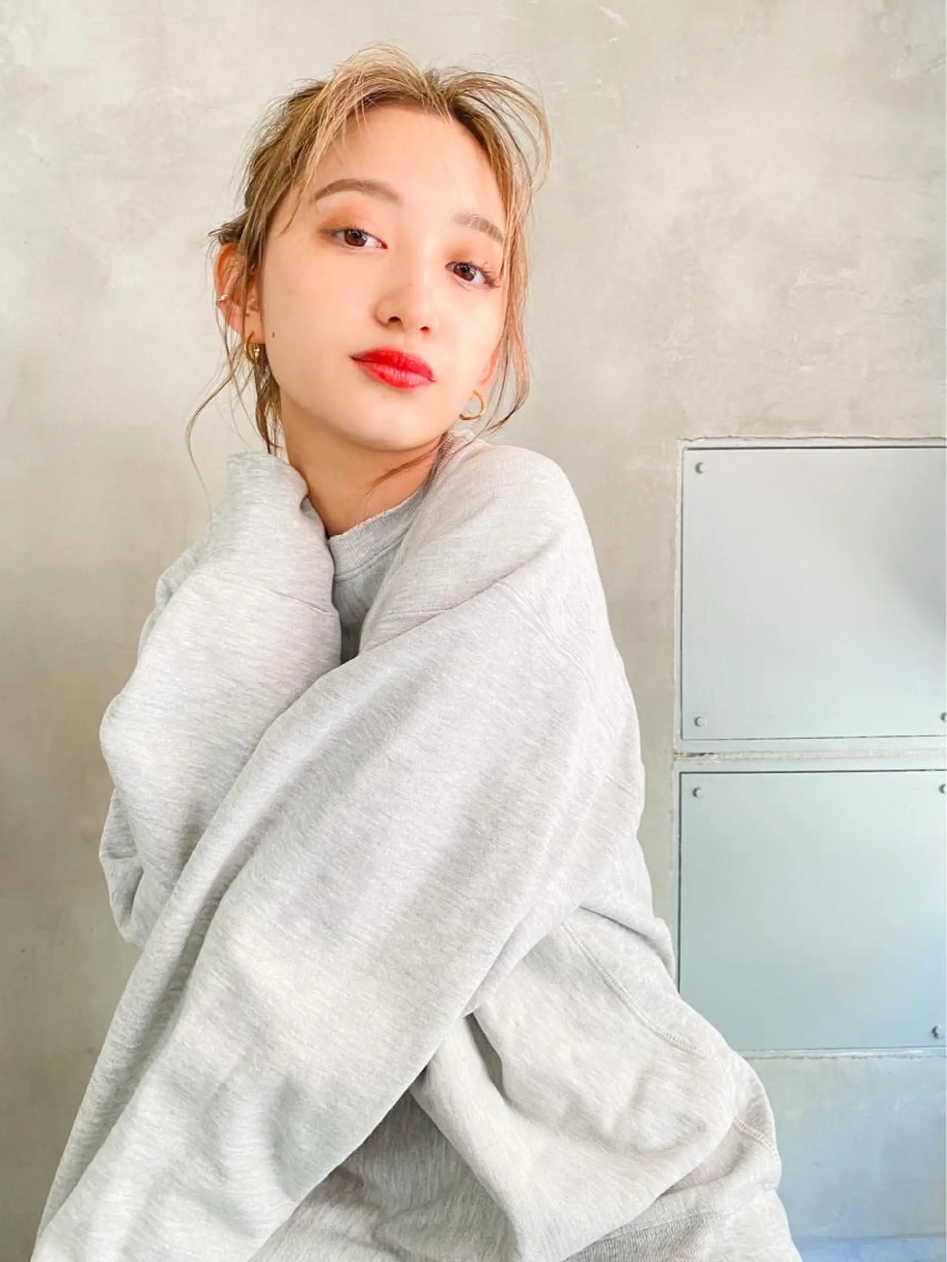 ロング MUSASHI ブリーチカラー◎のヘアスタイル