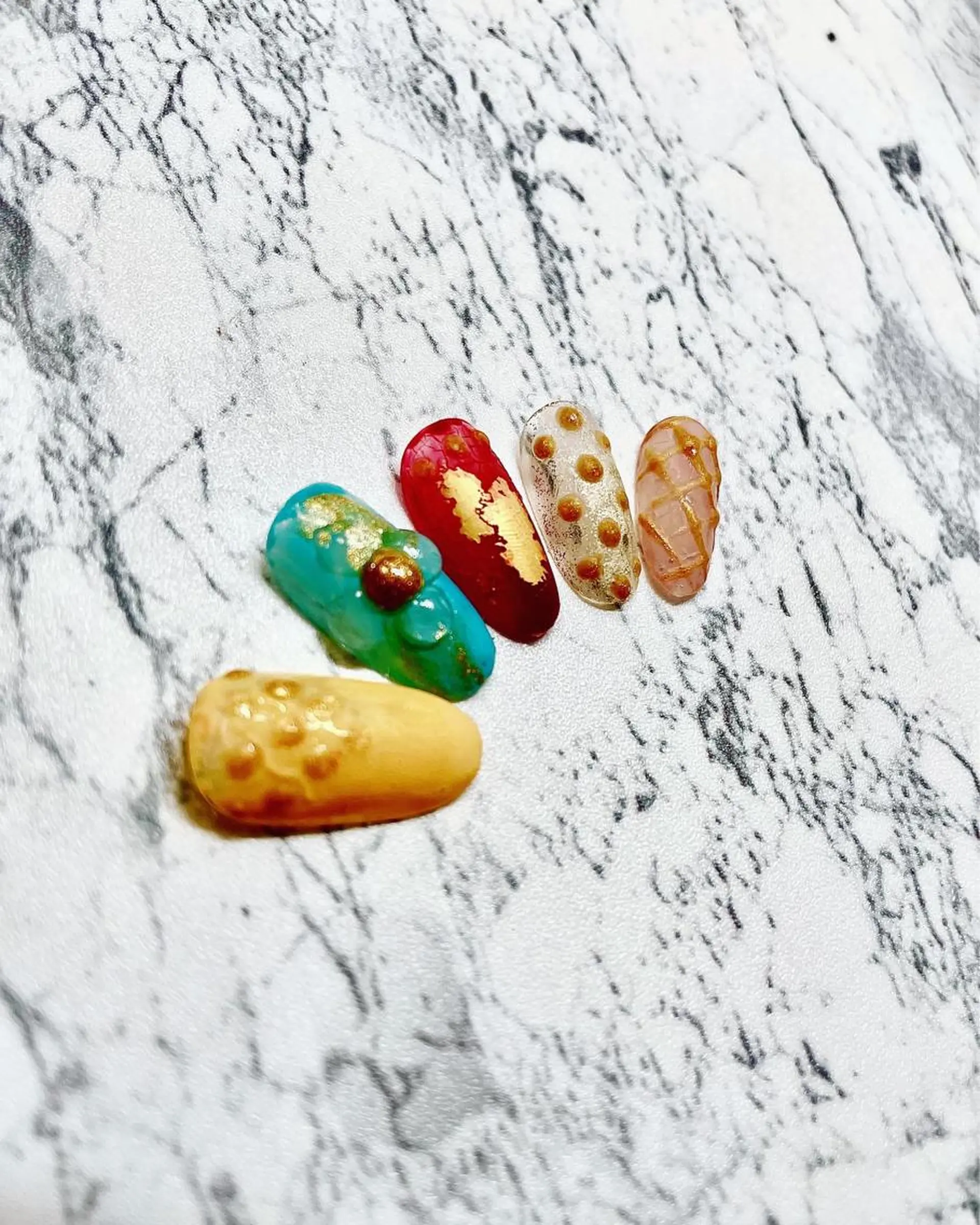 ネイル doux BORIEのネイルデザイン