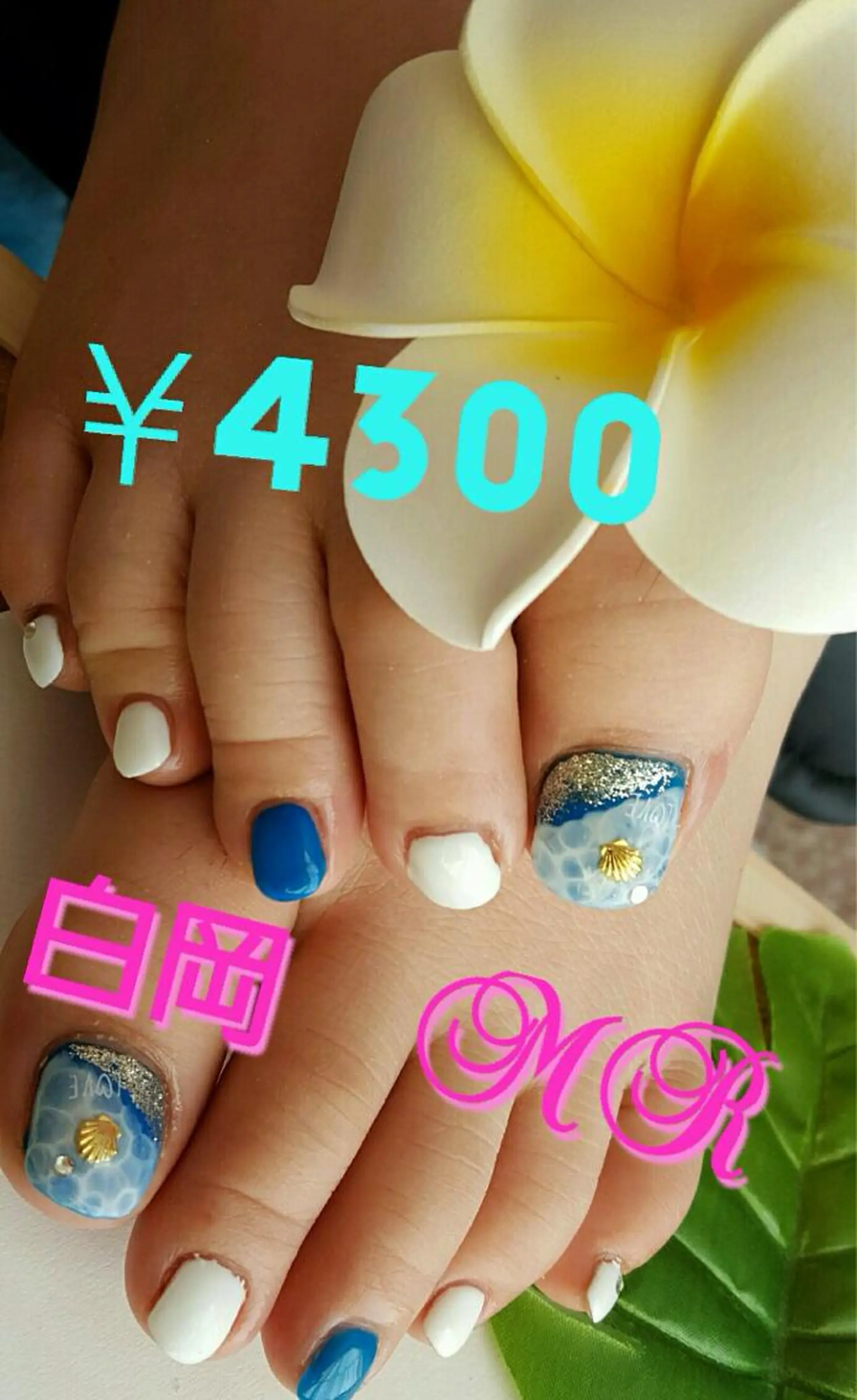 ミディアム ネイル フットネイル Uchida meのネイルデザイン