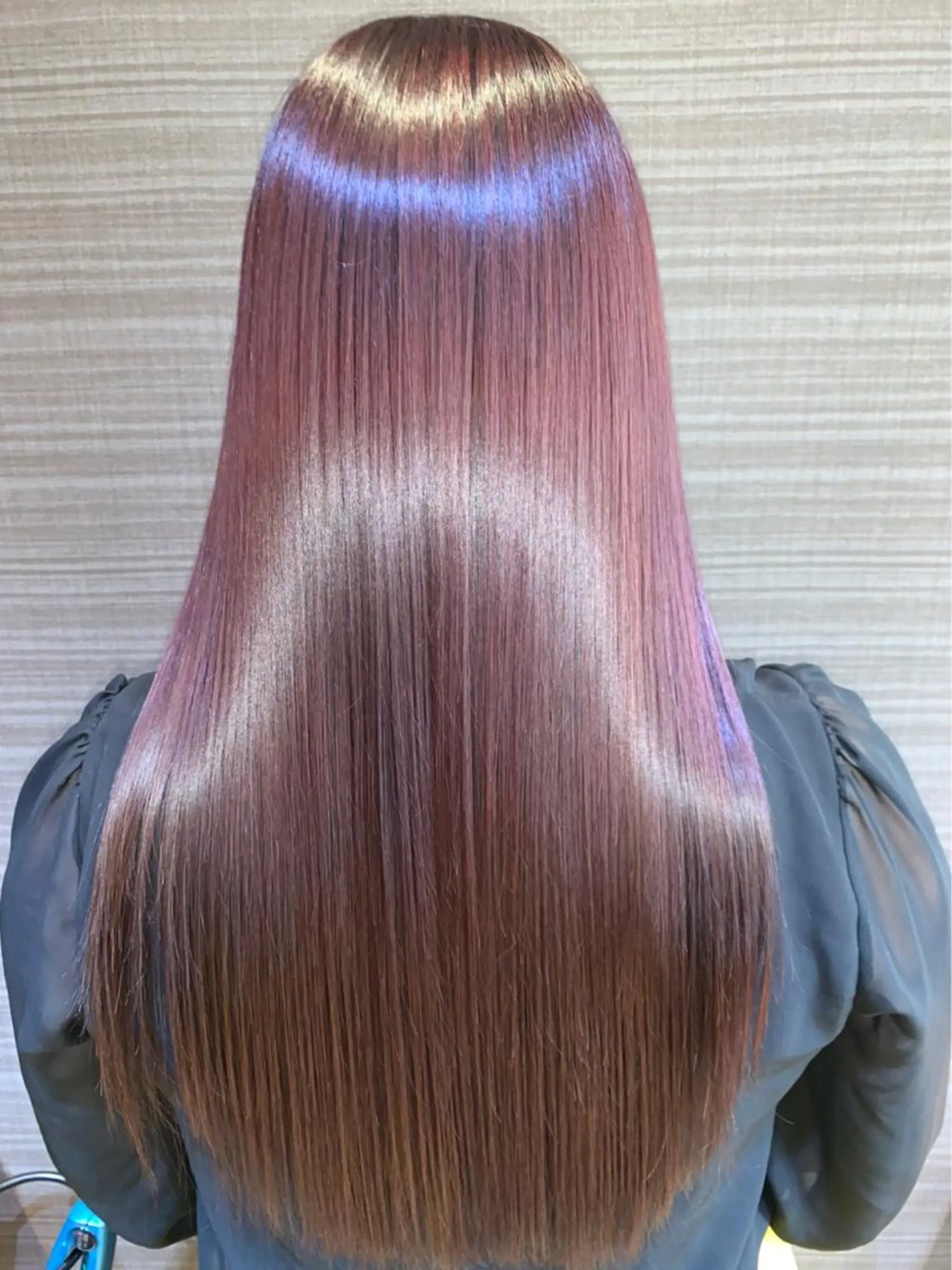 ロング 縮毛矯正 カット 縮毛矯正 LEAF所属・縮毛矯正の達人 山北　　直哉のヘアスタイル