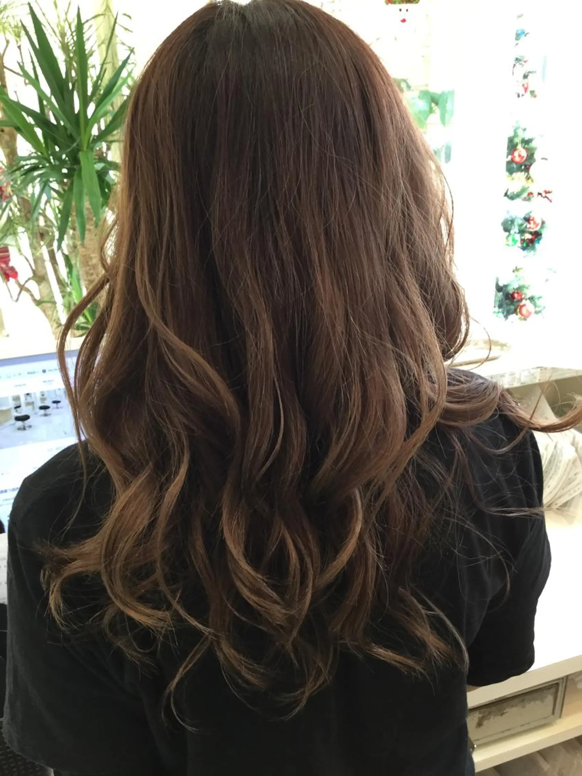 ロング カラー ブリーチ イルミナカラー ブリーチなしカラー 外国人風カラー Ash 山田 勇太のヘアスタイル