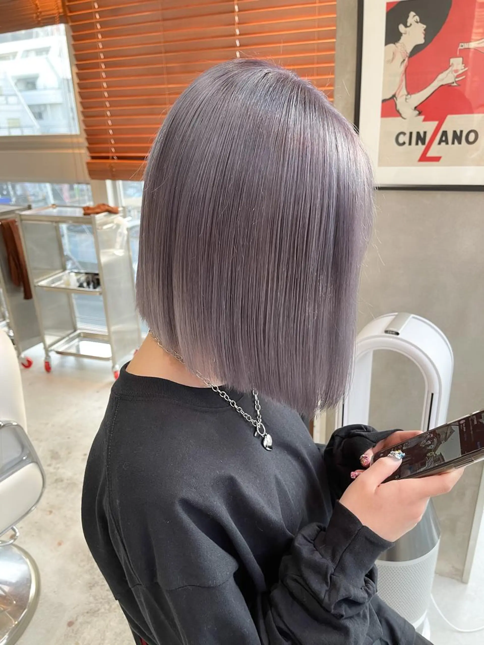 ミディアム LAME所属・RU NAのヘアスタイル