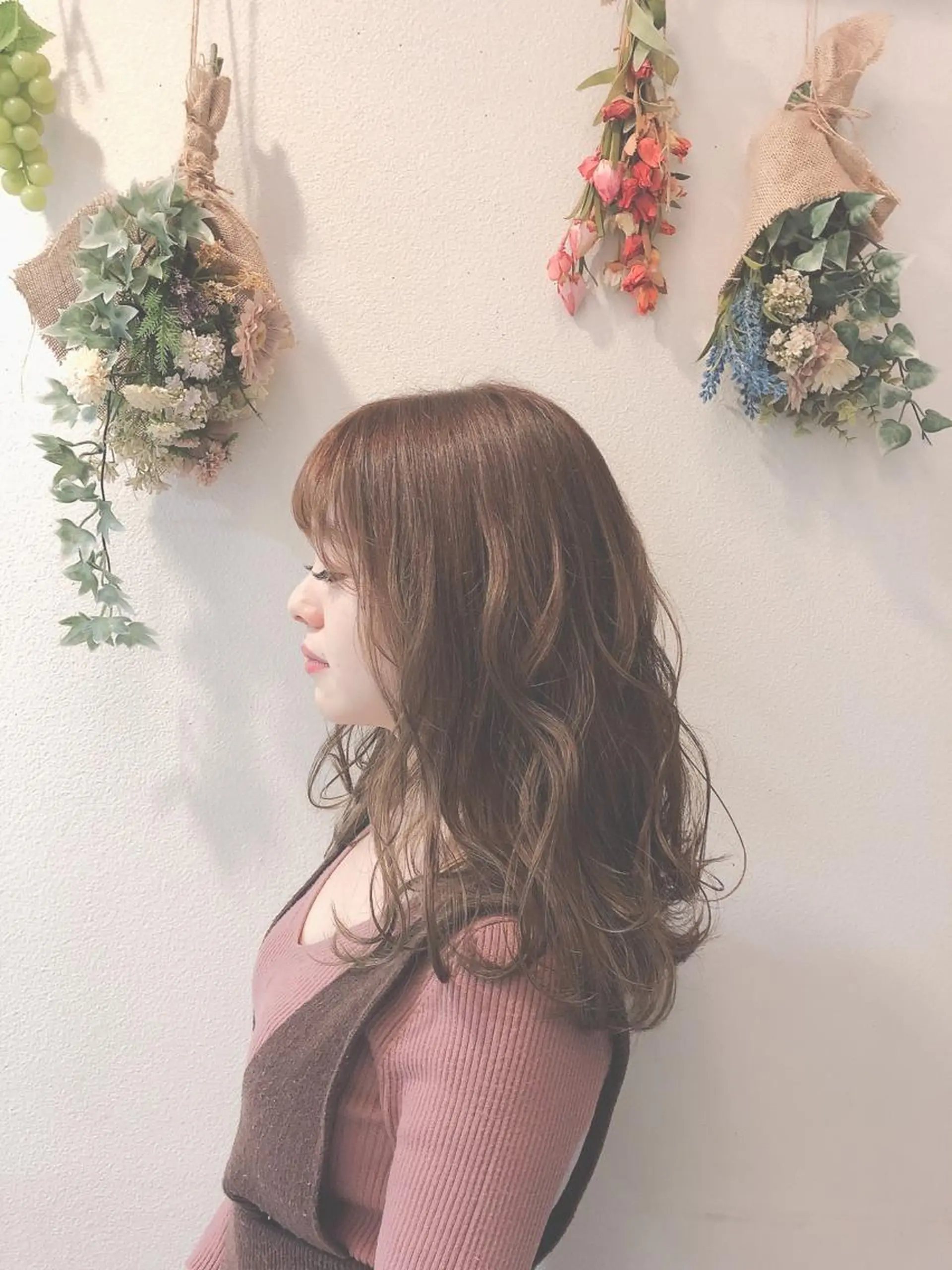 セミロング カラー 西 めぐみのヘアスタイル