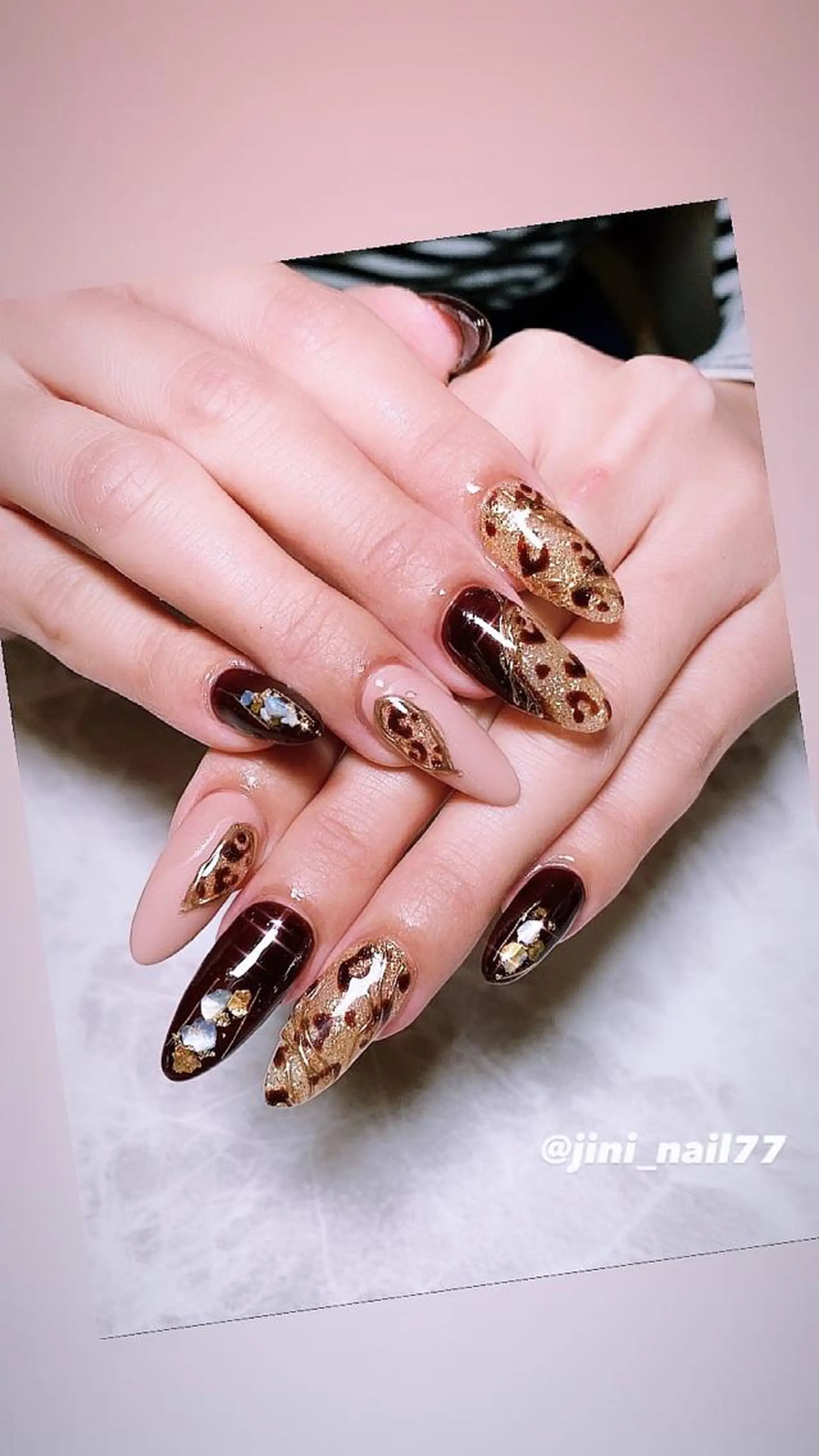 ネイル JINI NAIL所属・ジニ ネイルのネイルデザイン