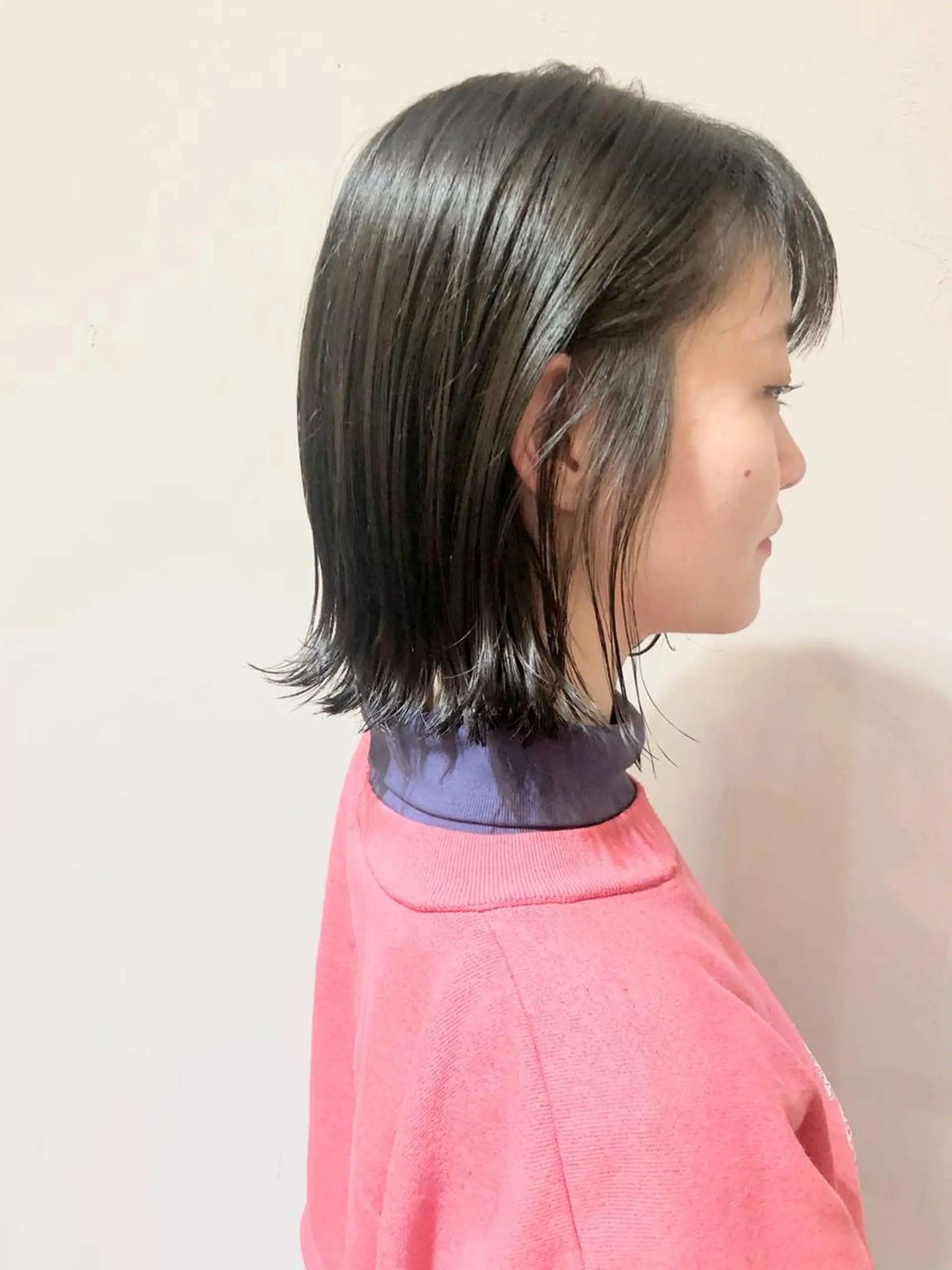 ショート カラー 切りっぱなしボブ 透明感カラー グレージュ ボブ カット ヘアカラー 千葉 郁也のヘアスタイル