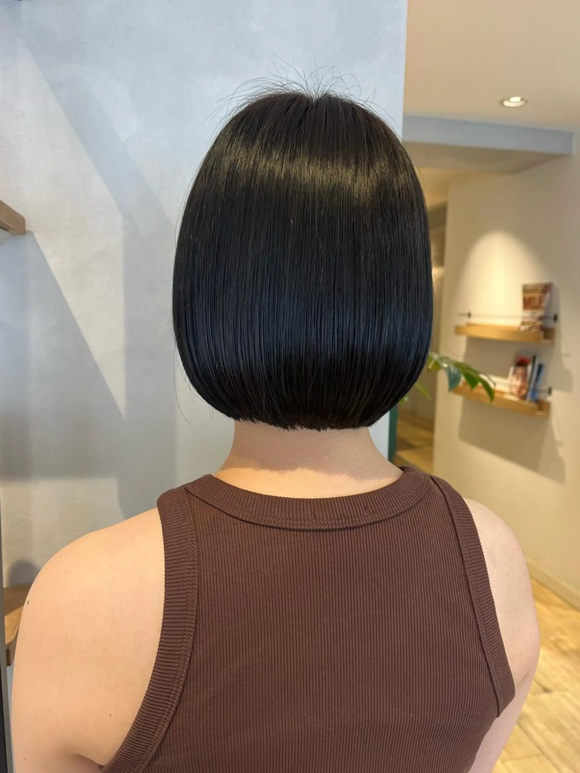 ショート カラー ショートヘア カット パーマ 切りっぱなしボブ 艶カラー🌷江梨🍎のヘアスタイル