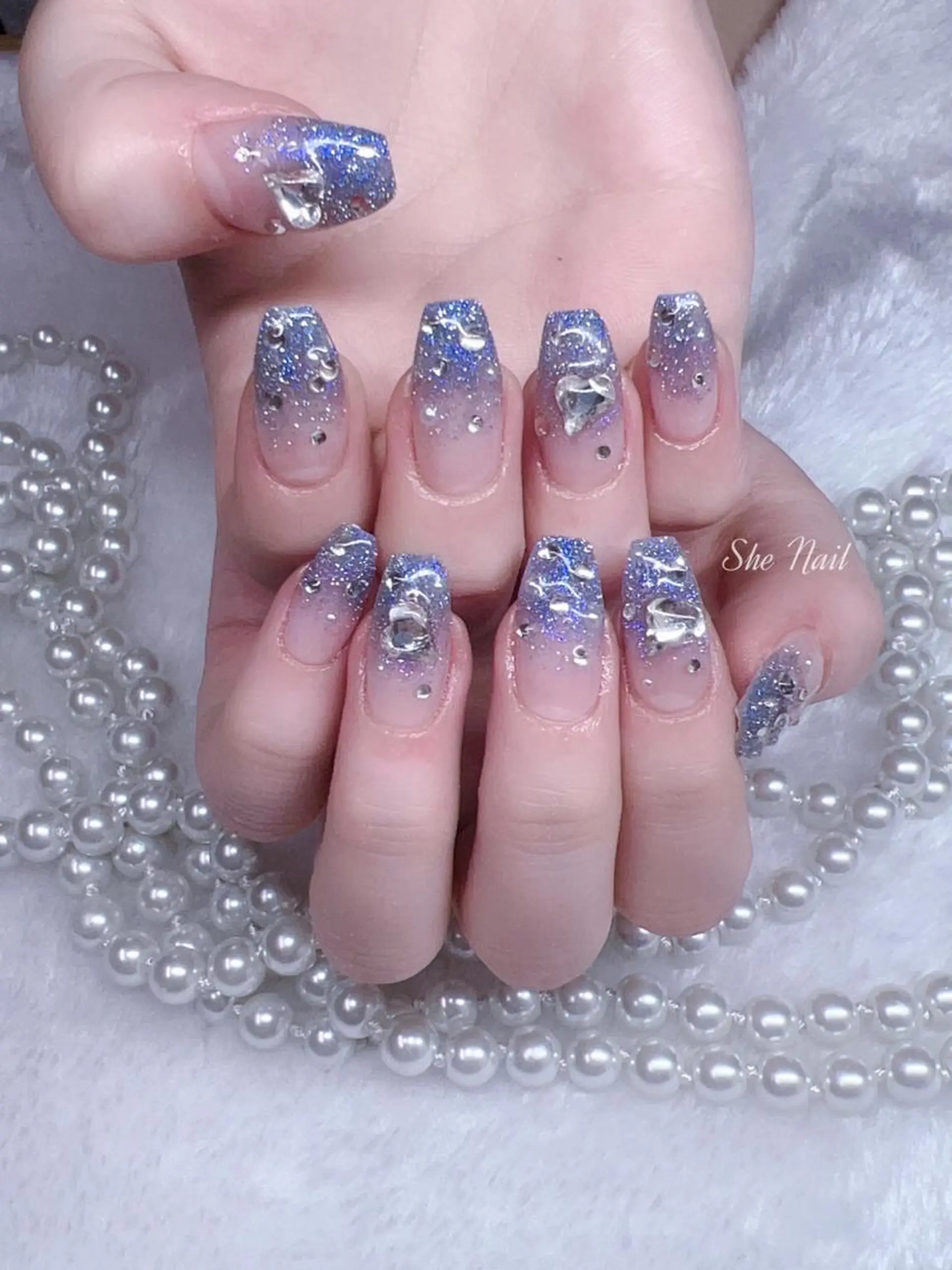 ネイル チークネイル 長さ出し マグネットネイル 持ち込み ワンカラーネイル ハンドネイル She   Nail所属・ISA_ BELLAのネイルデザイン