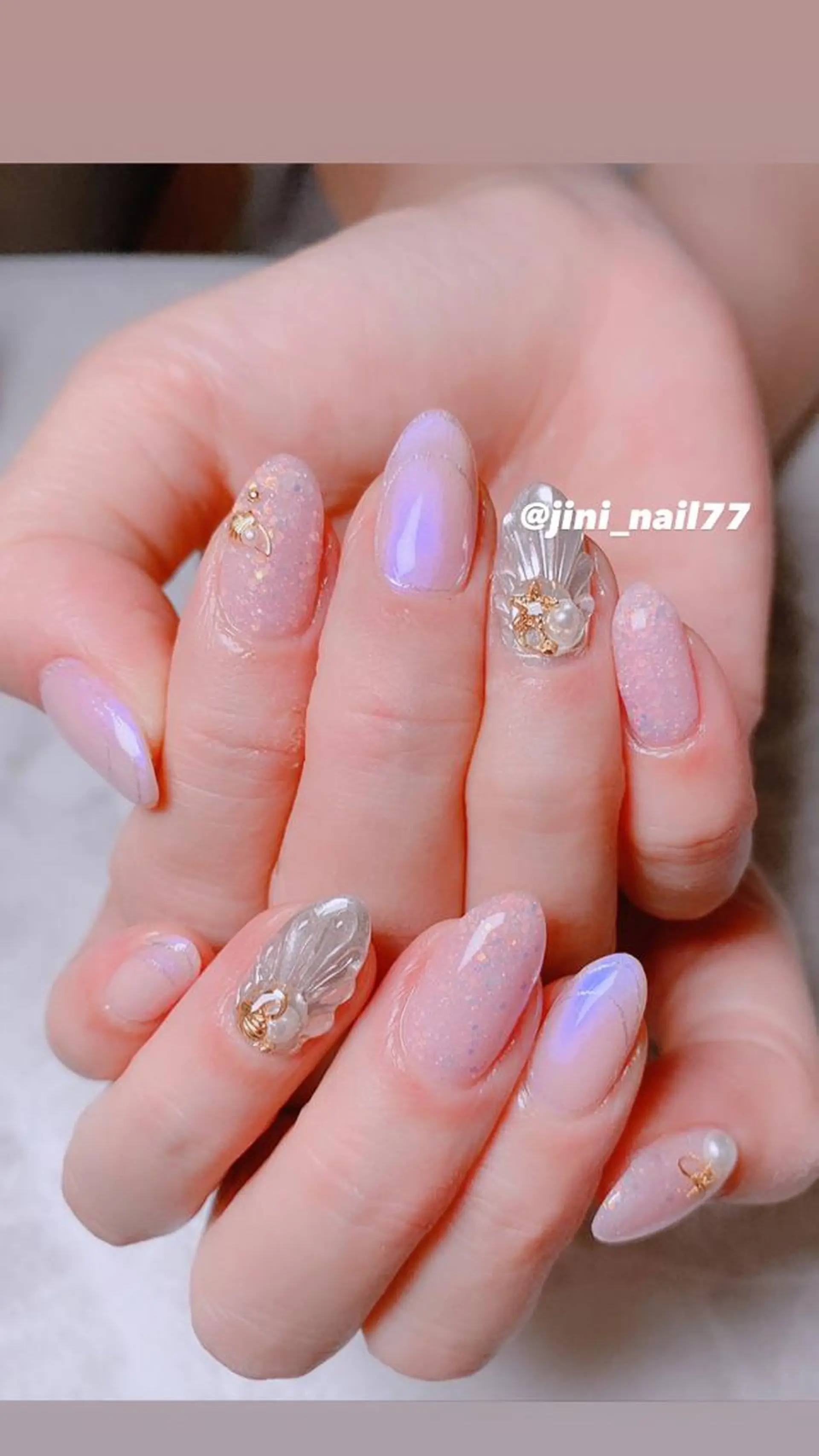 ネイル ハンドネイル JINI NAIL所属・ジニ ネイルのネイルデザイン