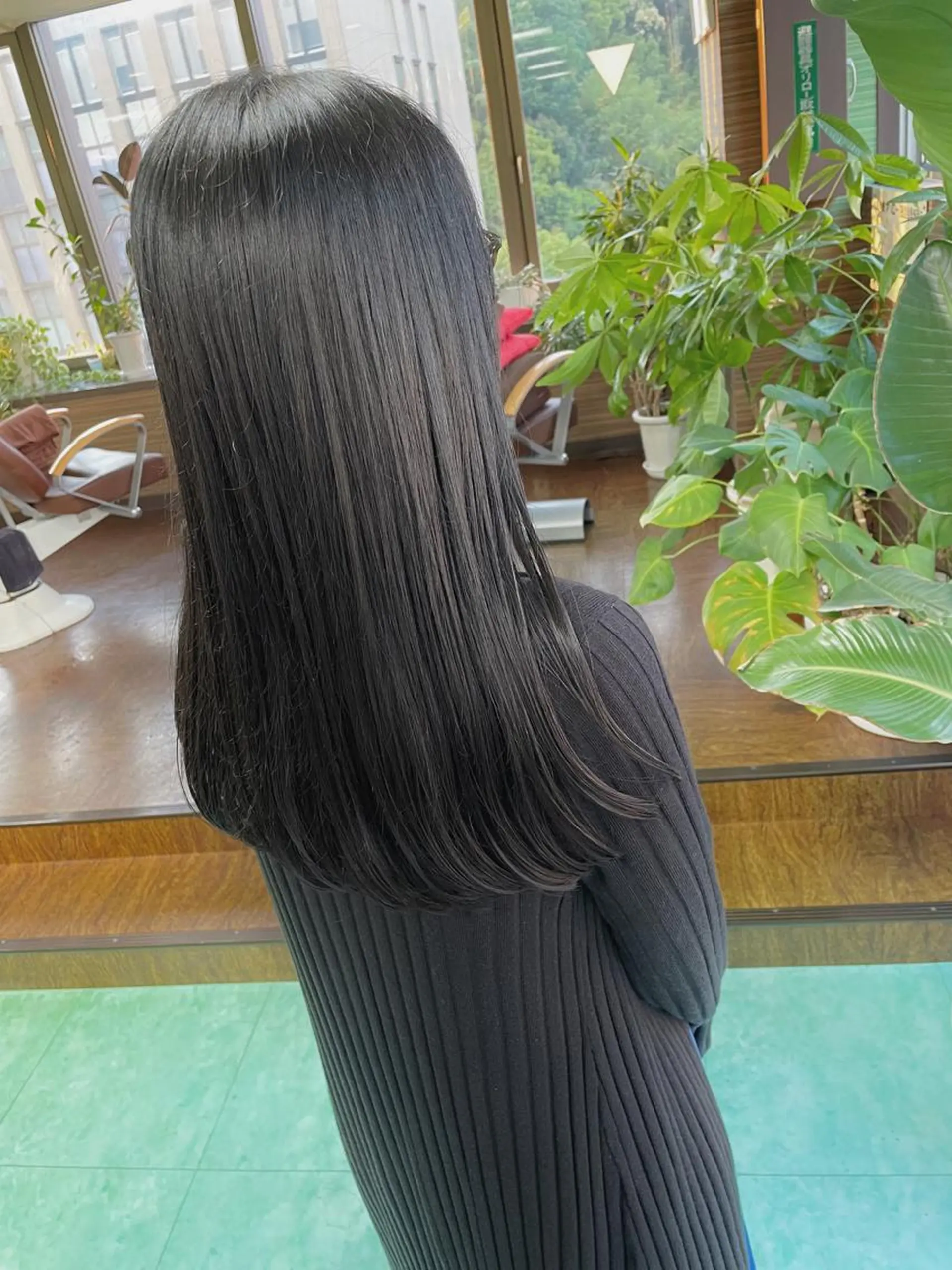 ロング トリートメント 土居 正季のヘアスタイル